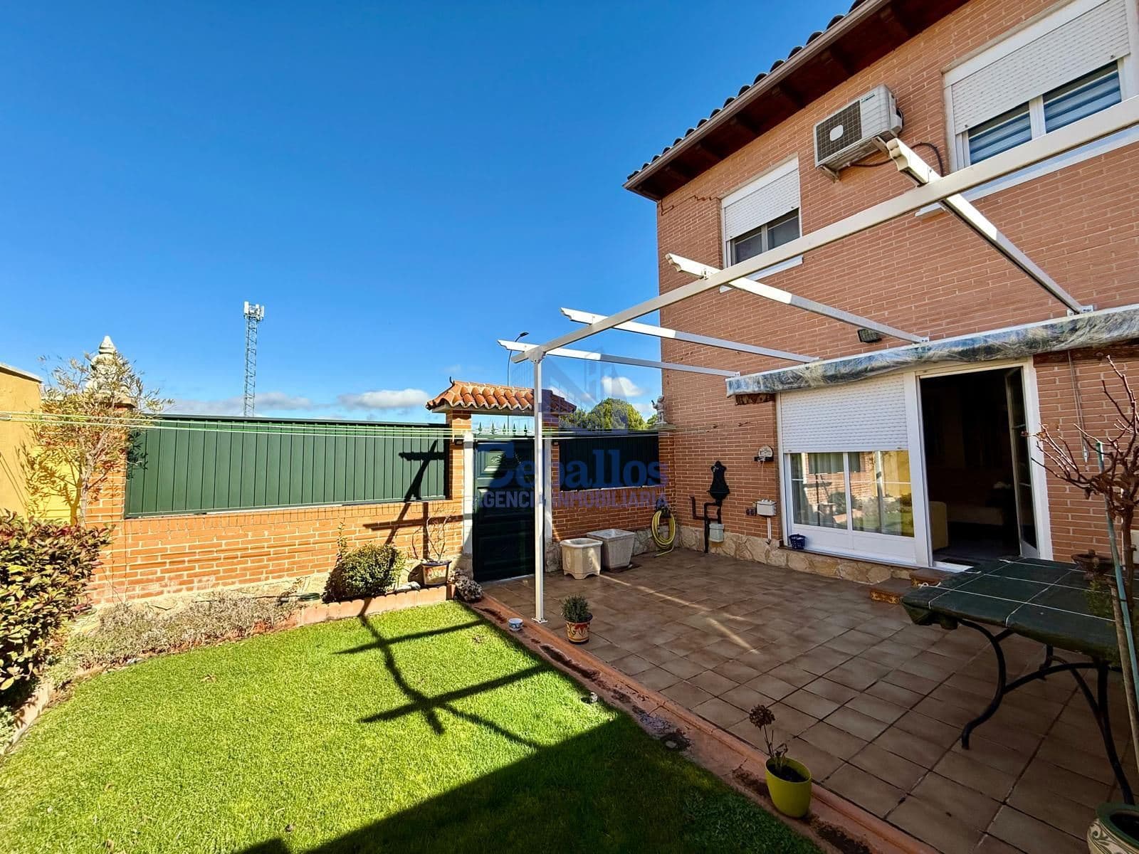 🏡 Adosado en El Casar – Espacio, Comodidad y Ubicación Privilegiada - Foto 5