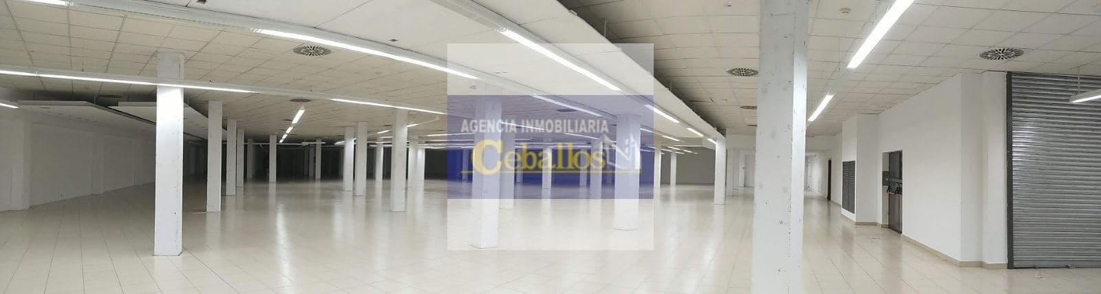 LOCAL COMERCIAL ALQUILER  CABANILLAS DEL CAMPO - Foto 1