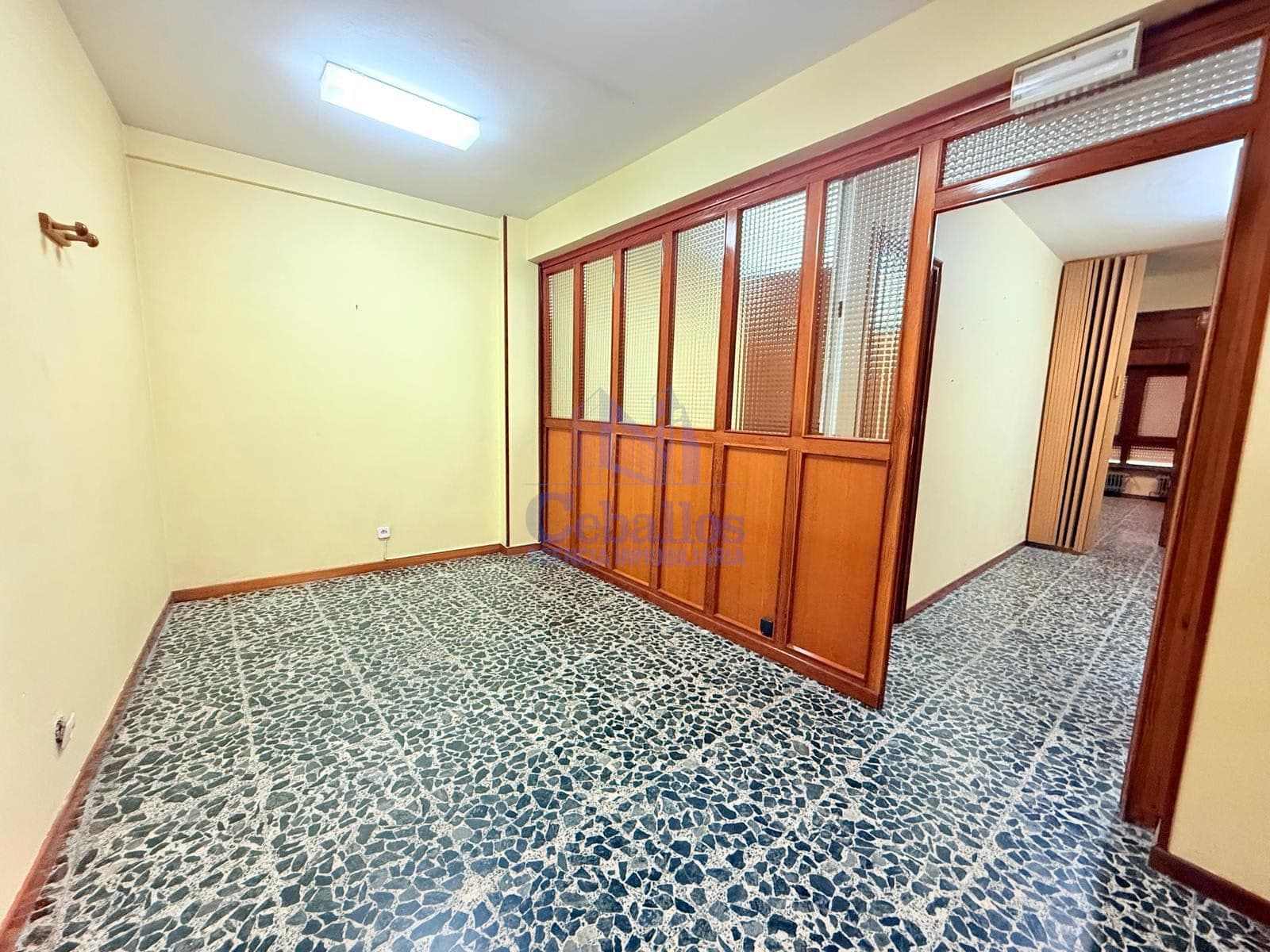 OFICINA EN EL CENTRO EN VENTA - Foto 3