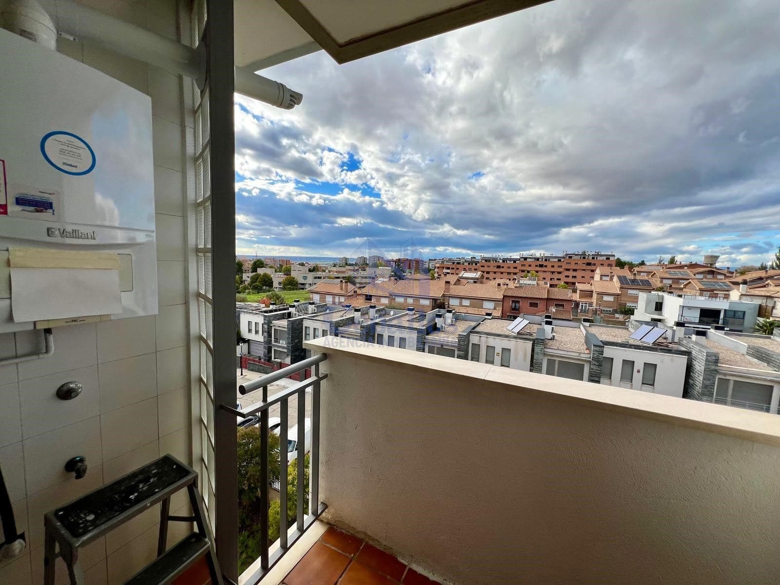¡Magnífica vivienda en venta en la zona del Bulevar del Alto Tajo! - Foto 2