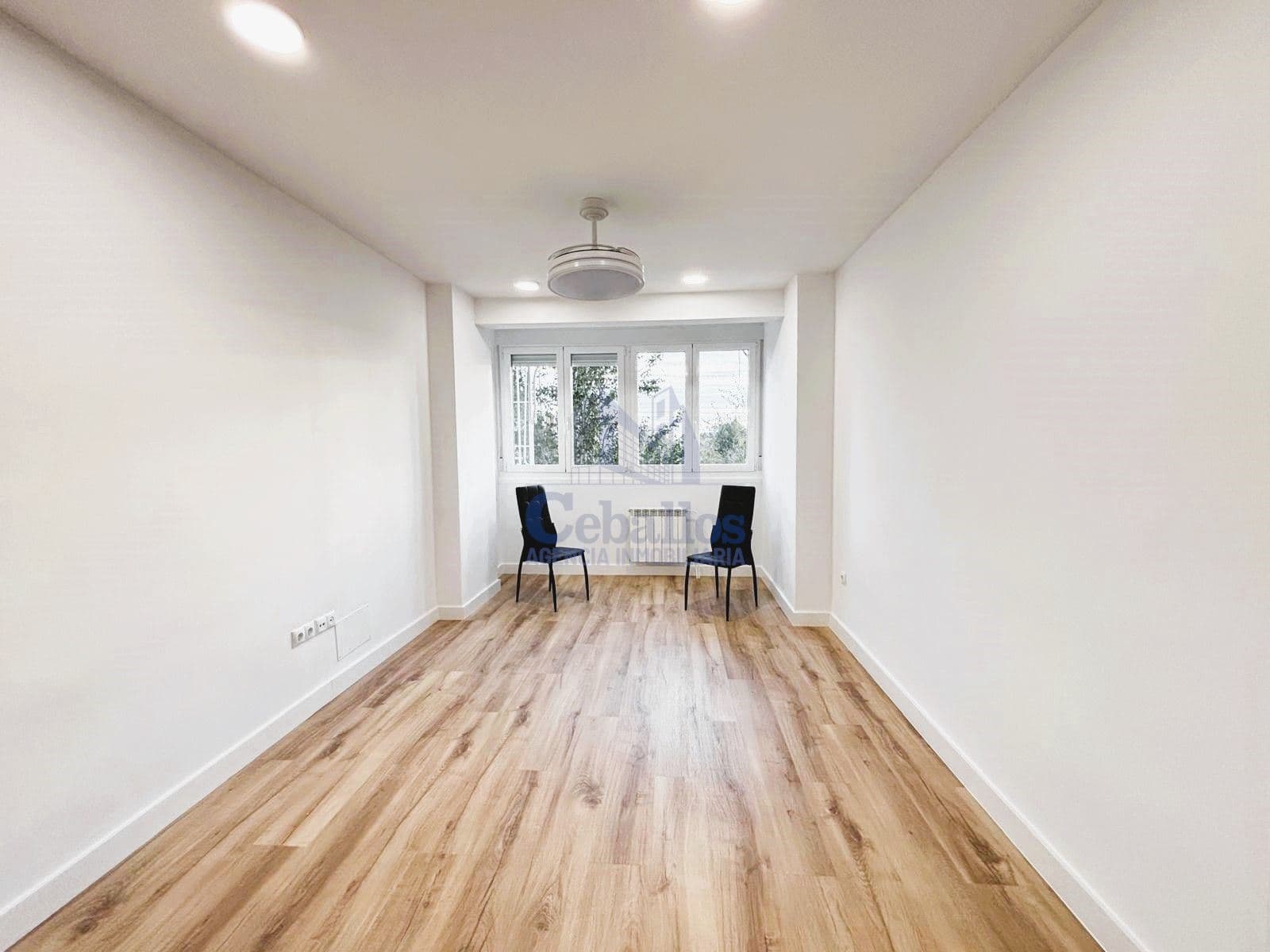 ¡Tu Próximo Hogar en la Zona Constitución, Completamente Reformado y Listo para Entrar a Vivir! - Foto 4