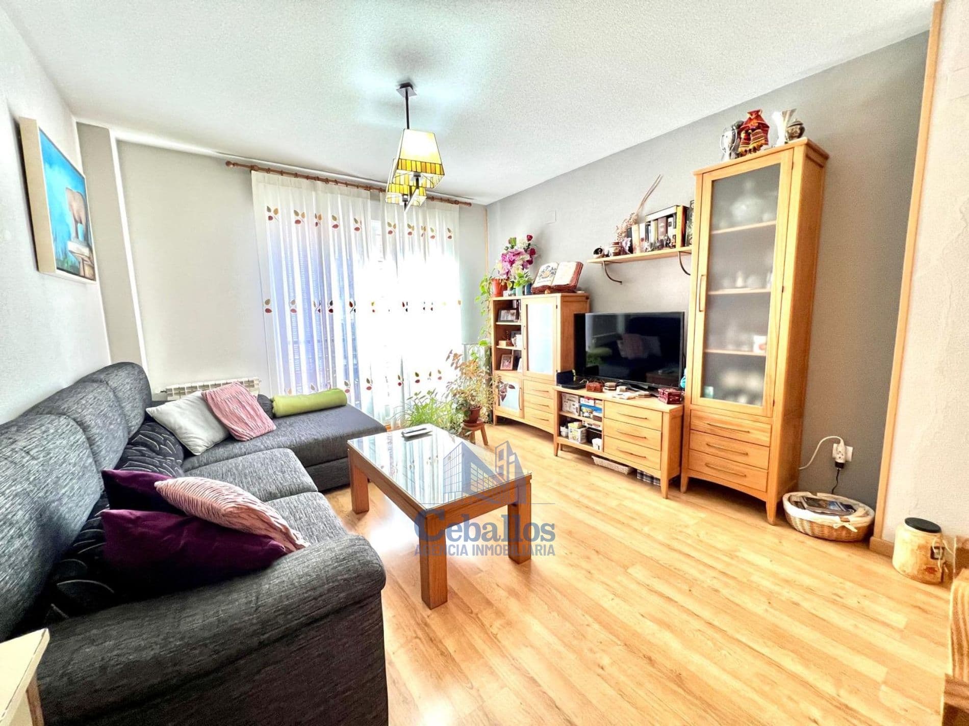 PISO EN VENTA ZONA HOTEL PAX - Foto 3