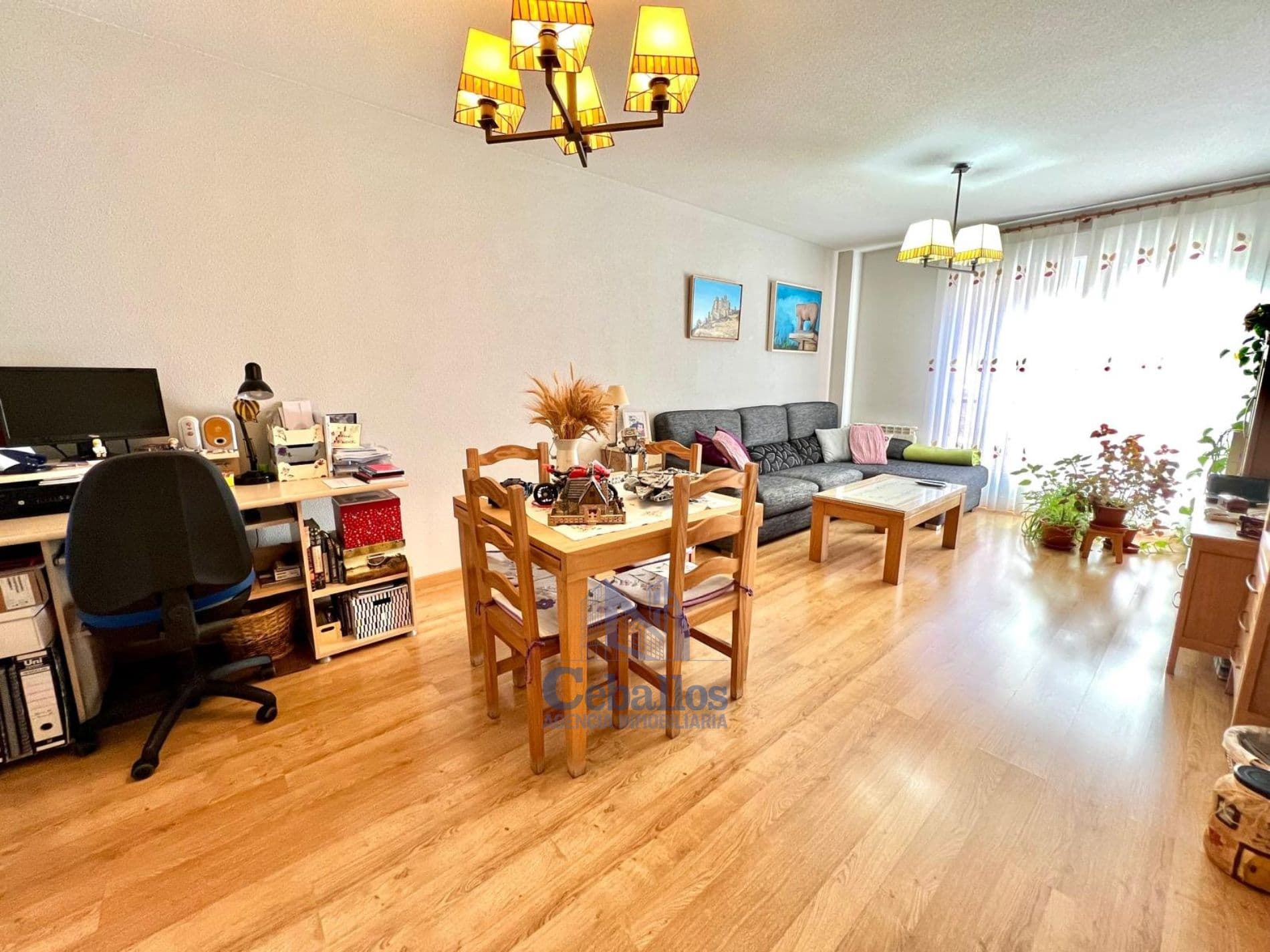 PISO EN VENTA ZONA HOTEL PAX - Foto 4