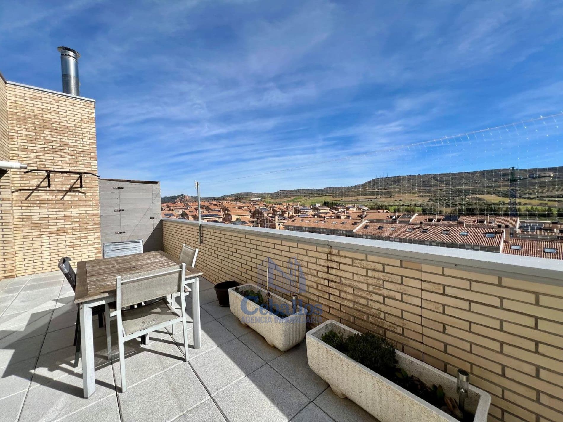 ATICAZO EN ZONA NUEVA - Foto 4