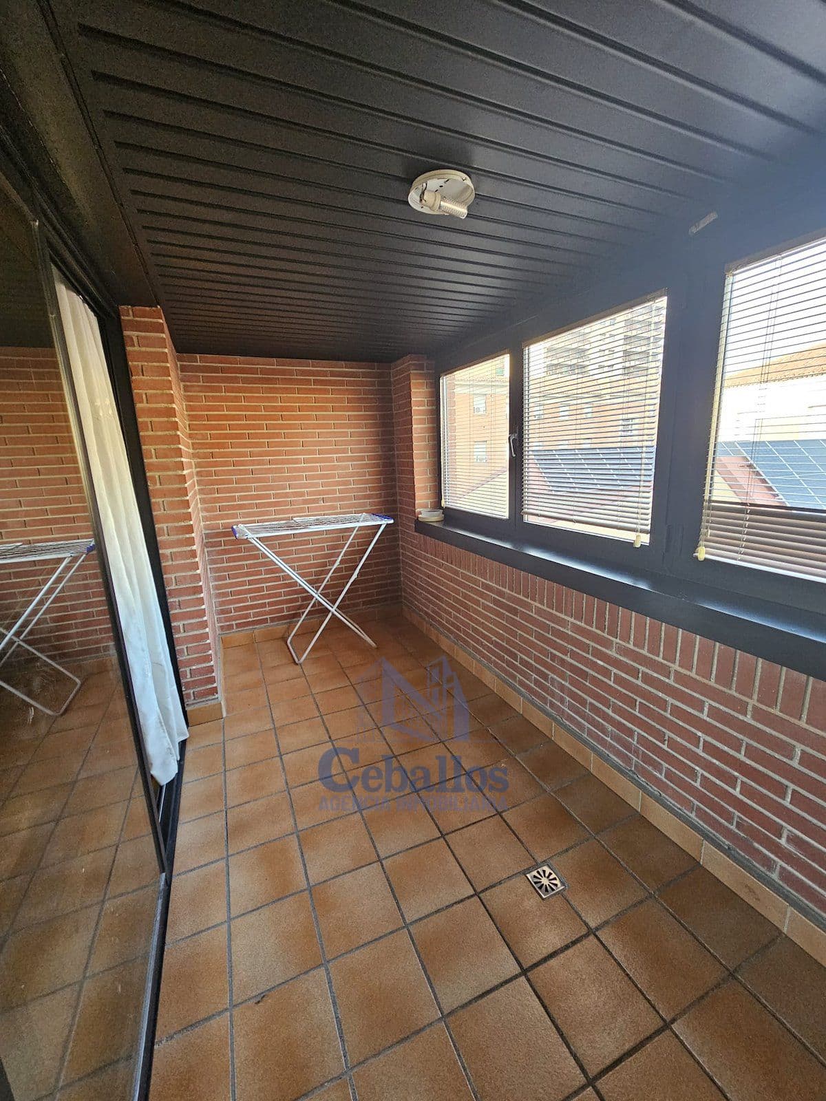 Piso en el corazón de Guadalajara, una vivienda que combina comodidad - Foto 4