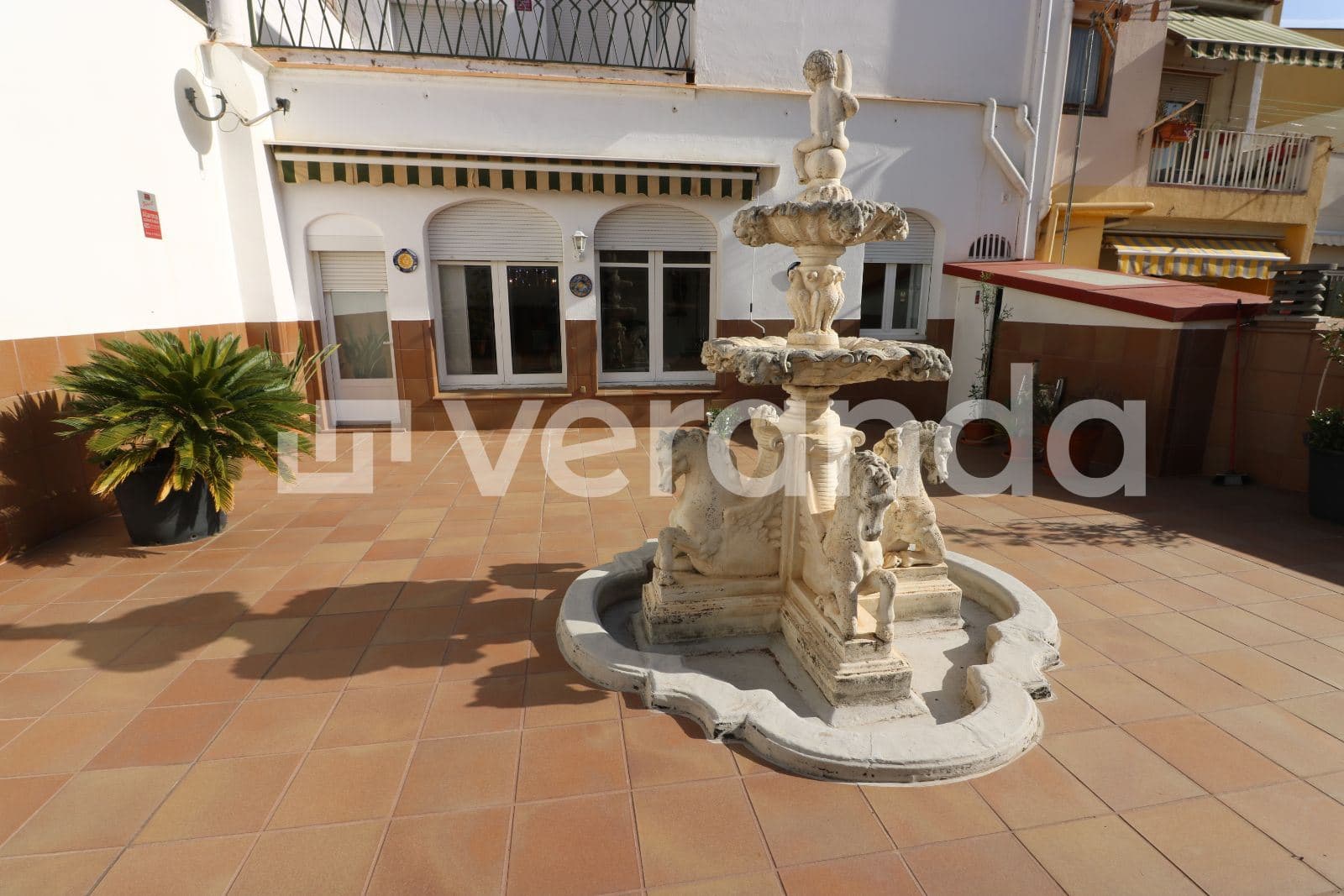 CASA SEÑORIAL UNICA EN SABADELL - Foto 1