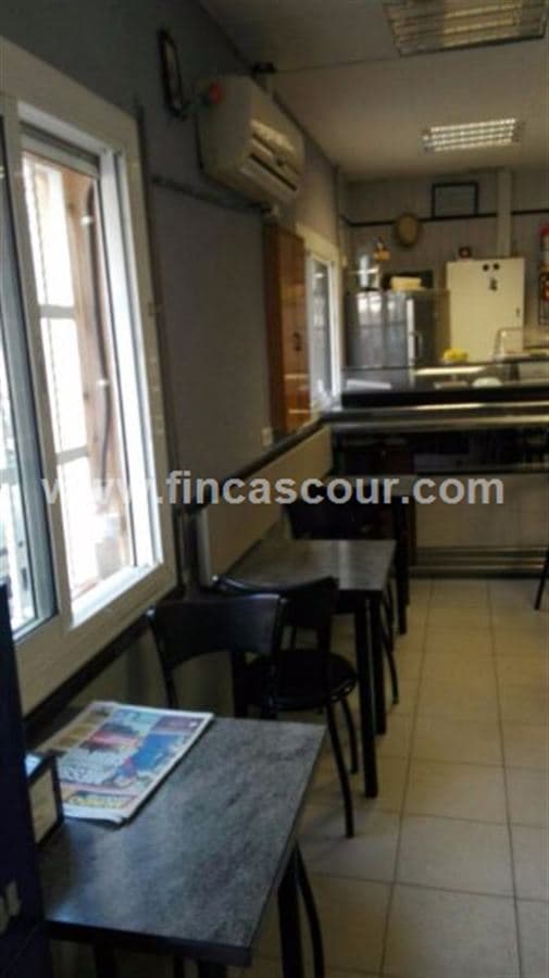 LOCAL BAR EN TRASPASO - Foto 3