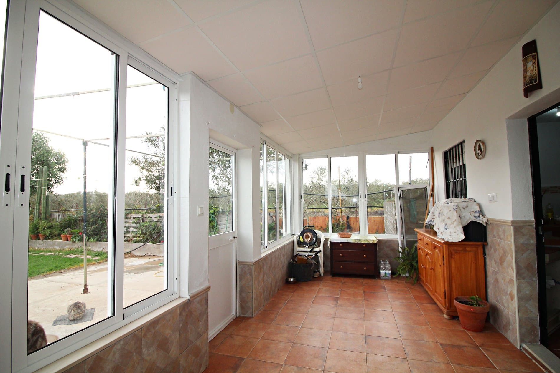 Parcela rústica de 3.000 m² con vivienda y gallinero en Gibraleón - Foto 5