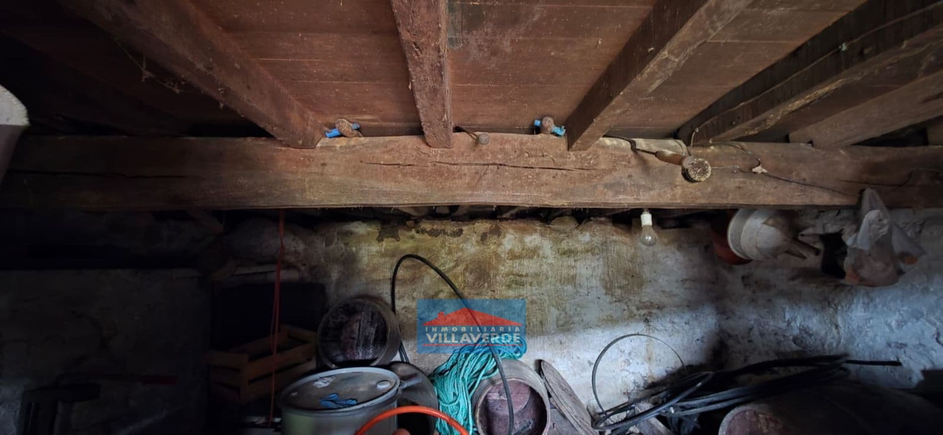 CASA TRADICIONAL CON FINCA Y HORREO PARA RESTAURAR EN BUEU - Foto 5