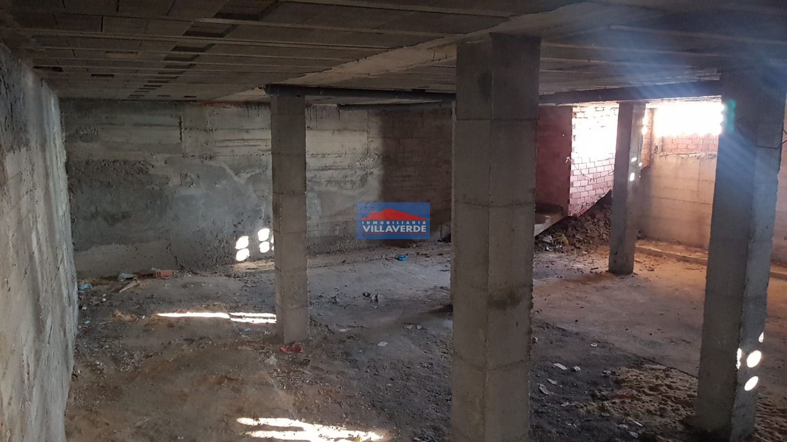 ALQUILER DE BAJO COMERCIAL EN EL PASEO MARÍTIMO - Foto 2