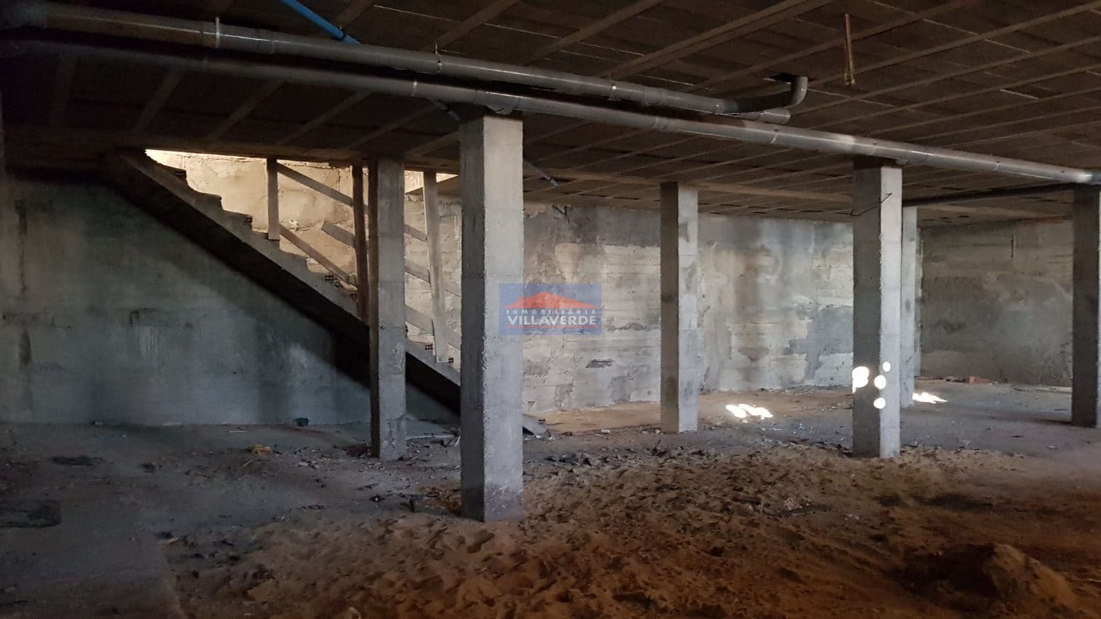 ALQUILER DE BAJO COMERCIAL EN EL PASEO MARÍTIMO - Foto 5