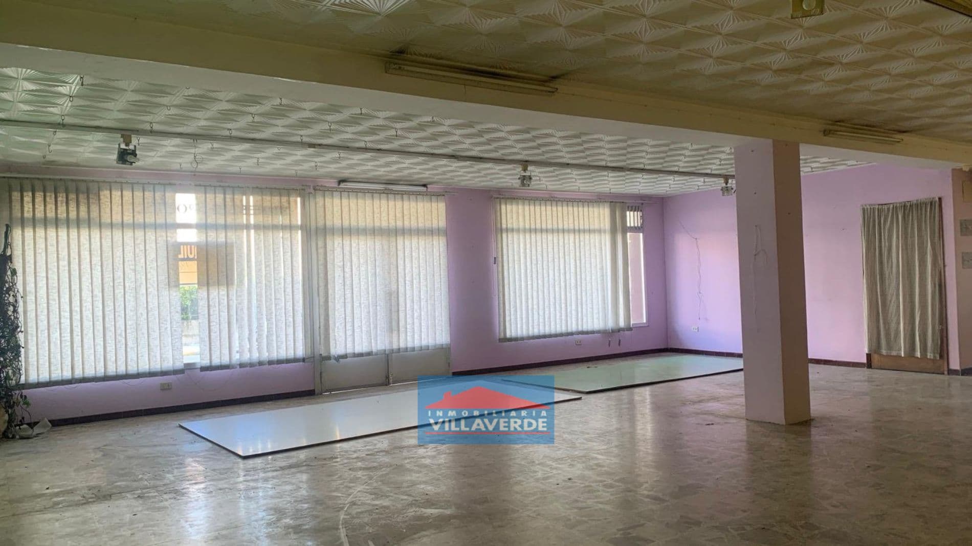 ALQUILER COMERCIAL DE LOCAL EN CANGAS - Foto 1