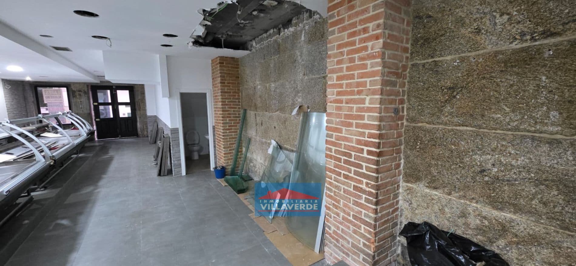 LOCAL COMERCIAL PREPARADO SÚPER CÉNTRICO DE CANGAS - Foto 4