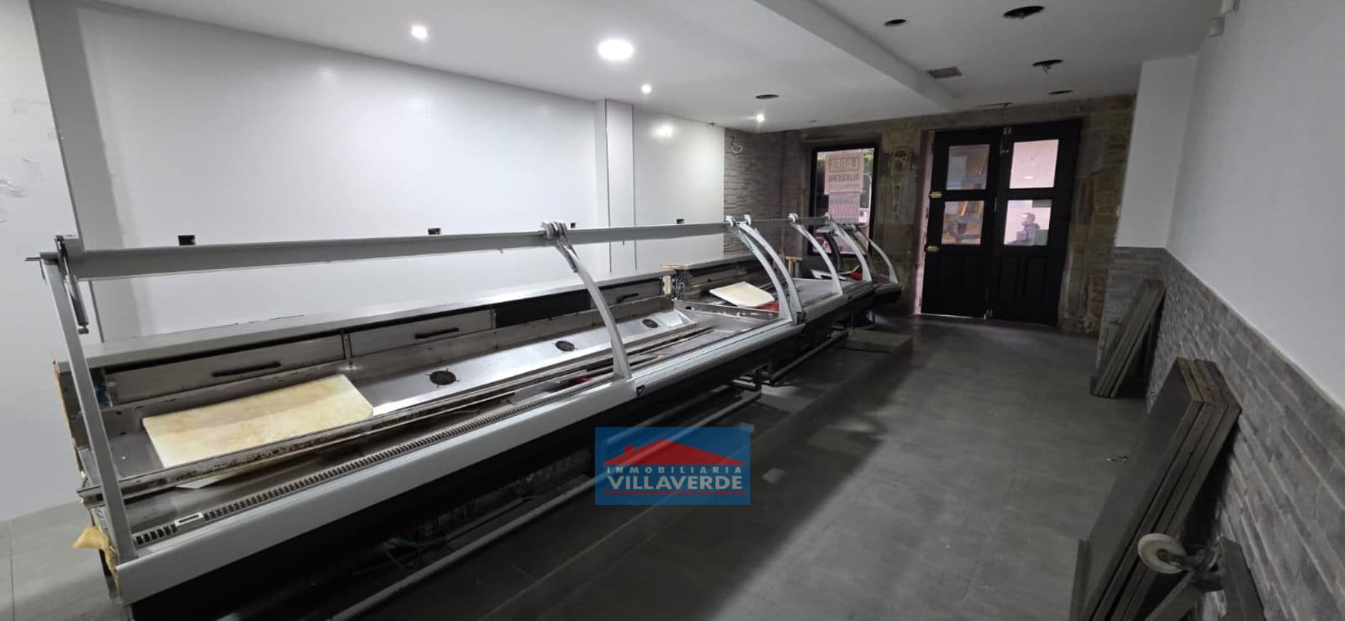 LOCAL COMERCIAL PREPARADO SÚPER CÉNTRICO DE CANGAS - Foto 1