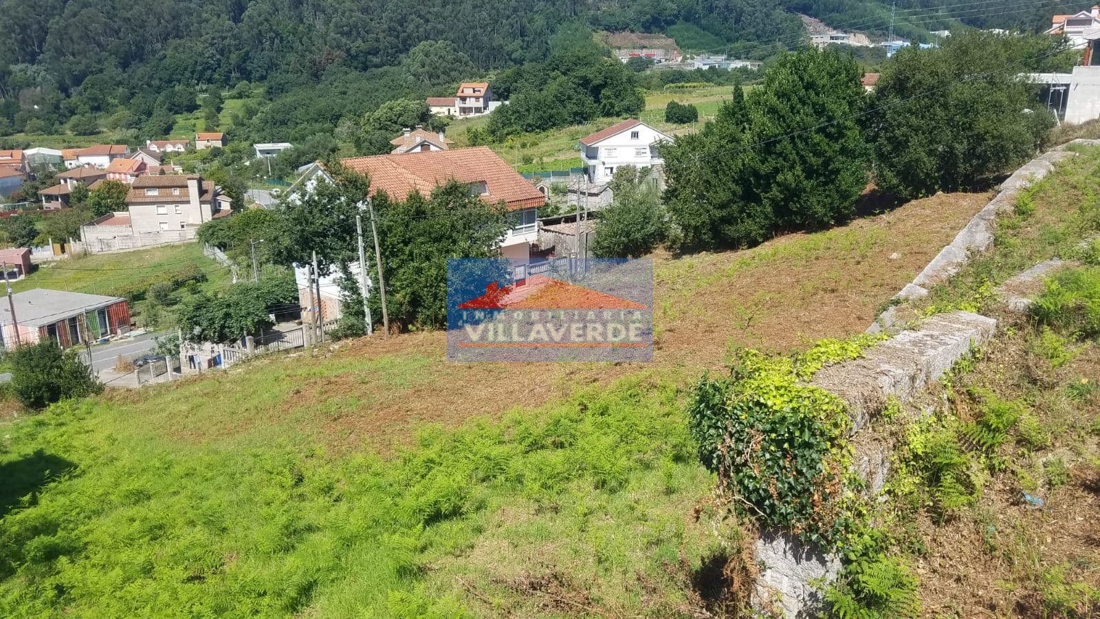 SOLAR EDIFICABLE PARA VARIAS VIVIENDAS INDEPENDIENTES COIRO - Foto 3