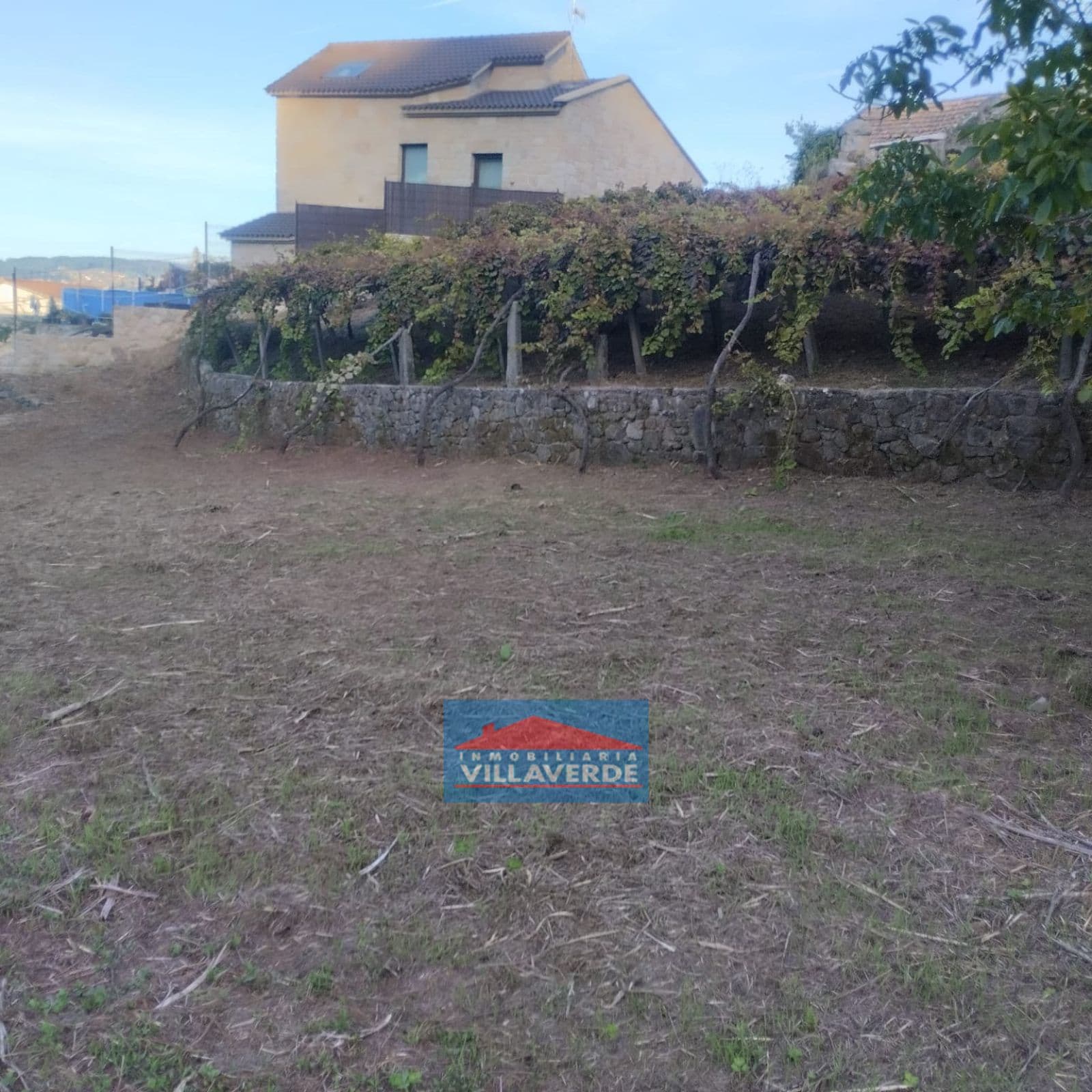 TERRENO EDIFICABLE Y REGISTRADO EN LA ZONA DE VILANOVA - Foto 4