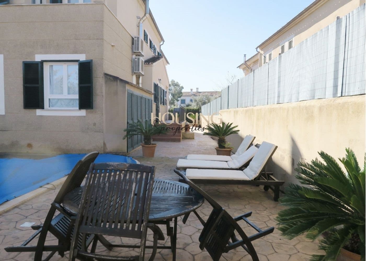 PAREADO CON JARDIN Y GARAJE EN PORTOL - Foto 1