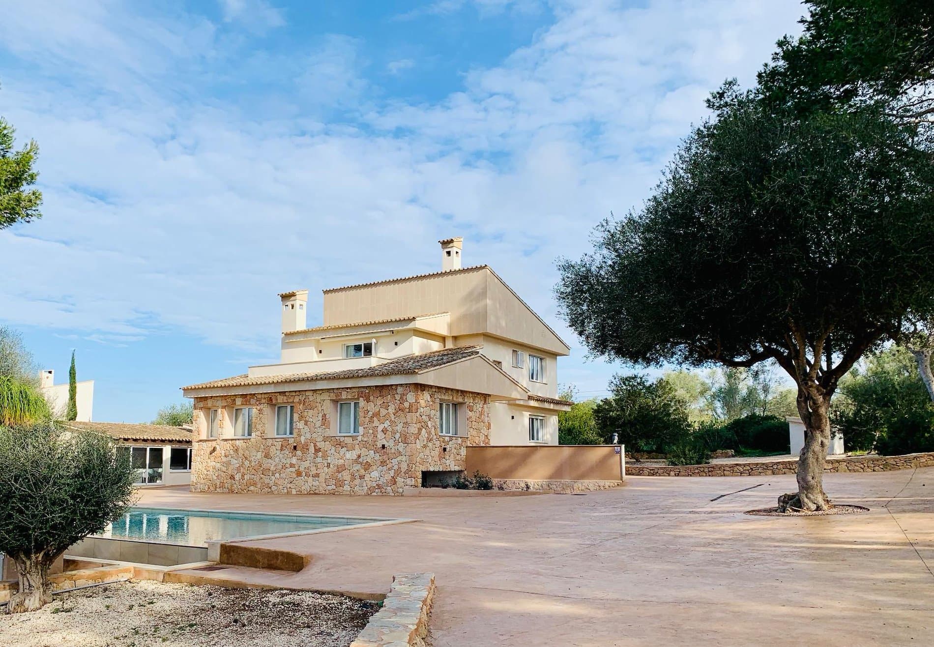 UNIFAMILIAR CON LICENCIA VACACIONAL EN S´ARANJASSA - Foto 1