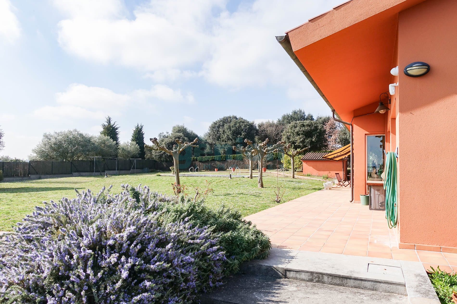 CASA INDEPENDIENTE DE 4 HABITACIONES EN LA PARTE ALTA DE MONTFULLÀ, BESCANÓ - Foto 5