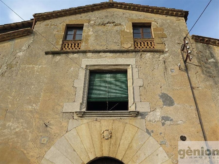 MASIA EN EL BAIX EMPORDÀ, LA BISBAL D’EMPORDÀ. CONSTRUCCIÓN GEUNINA - Foto 3