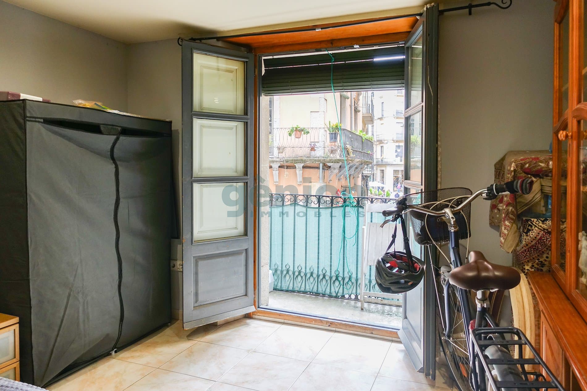 PISO EN PLENO BARRI VELL DE GIRONA, CON FACHADA AL CARRER  DE LA CORT REIAL - Foto 4