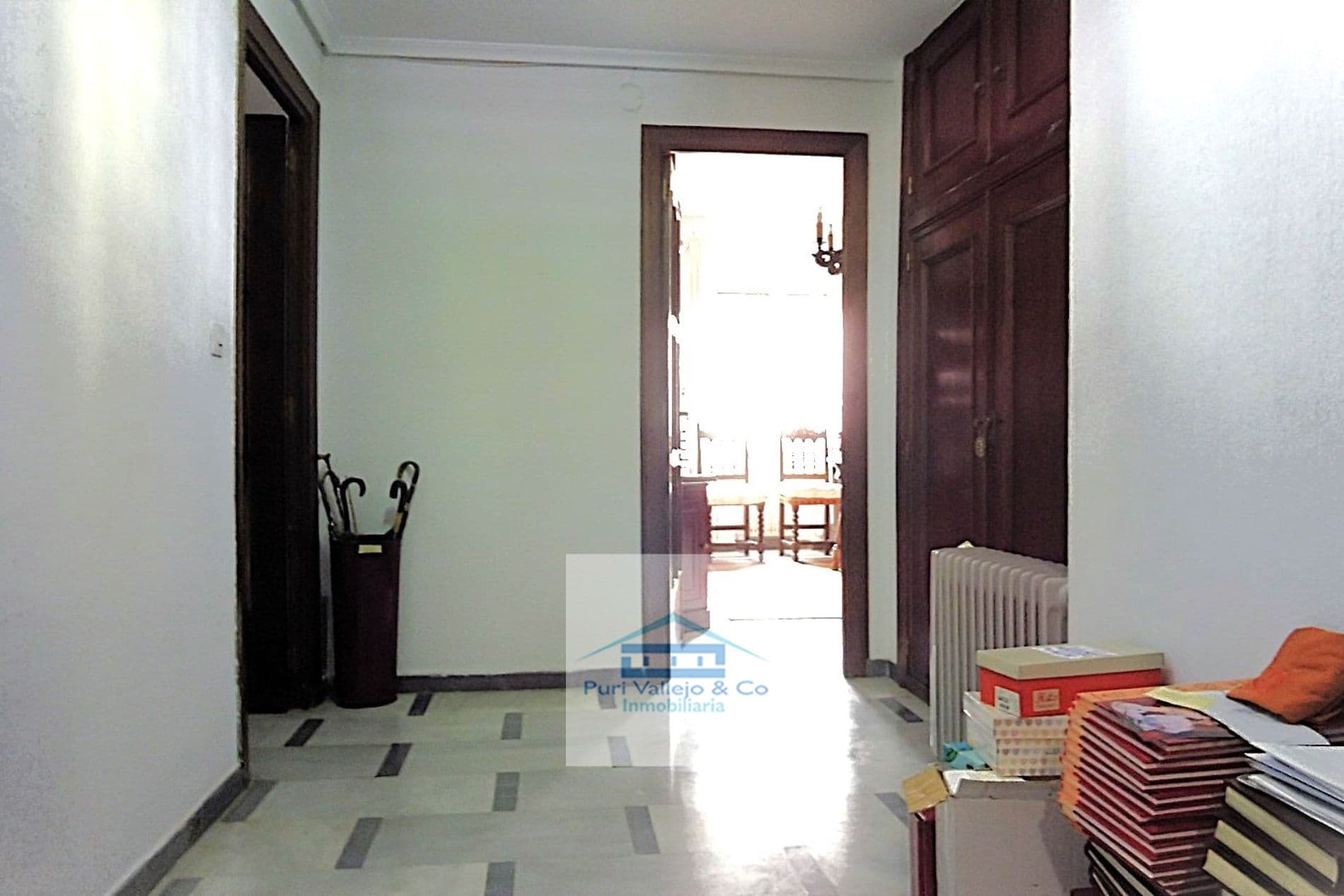 Gran piso de 6 habitaciones y 3 baños en zona Vallellano-Ministerios. - Foto 5