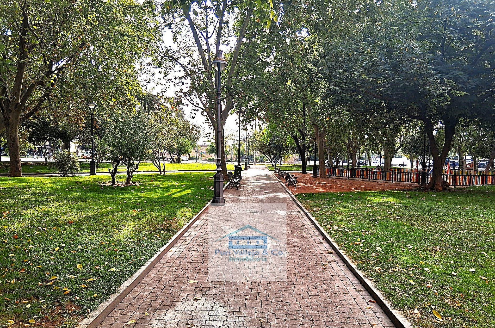 Gran piso de 6 habitaciones y 3 baños en zona Vallellano-Ministerios. - Foto 3