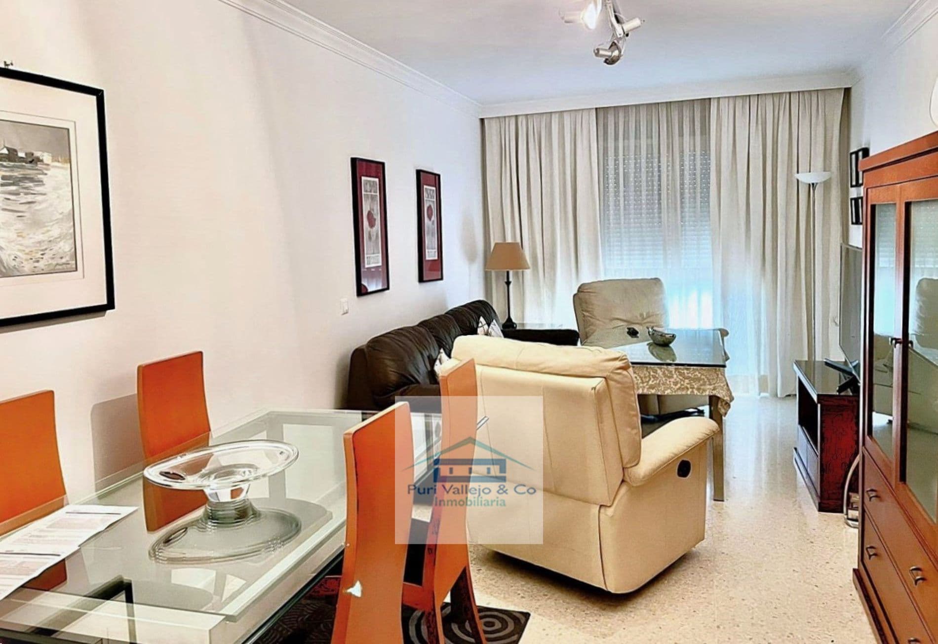 Alquiler en edificio de reciente construcción con vistas despejadas. - Foto 1