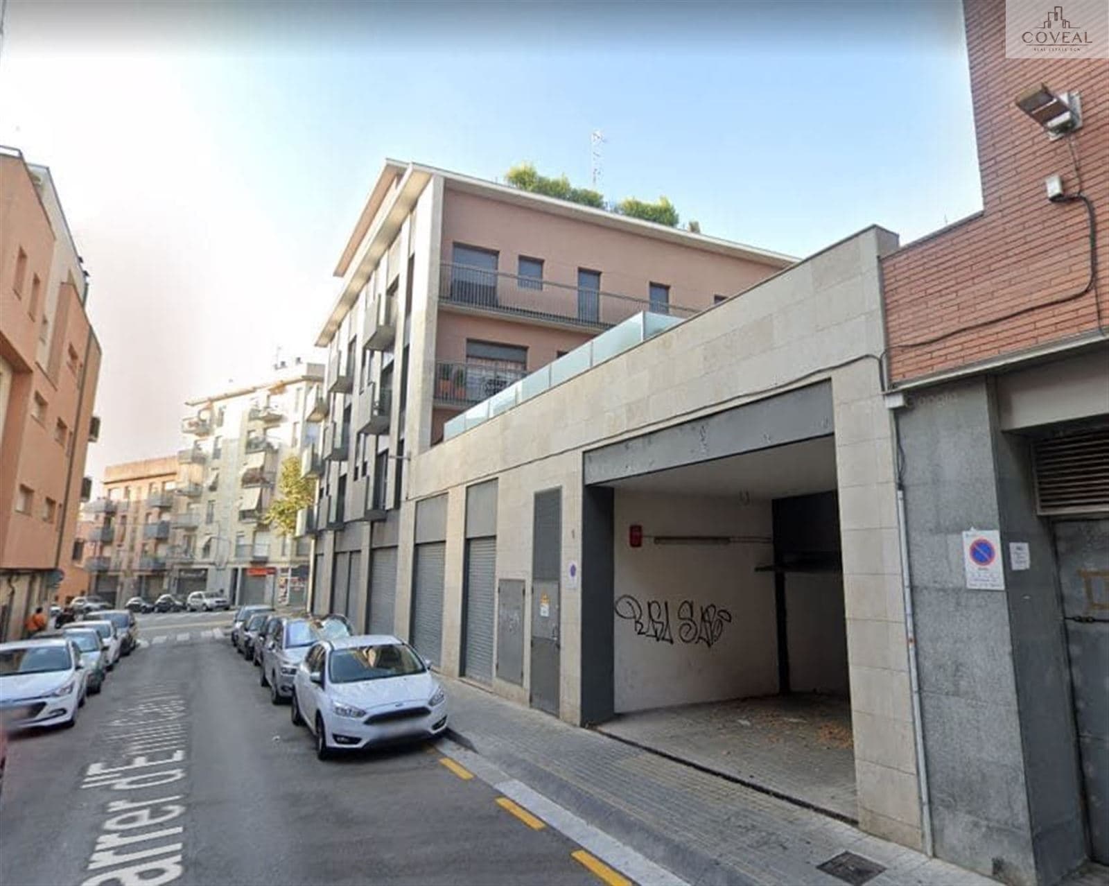 Amplia plaza de parking en el centro de Mataró - Foto 1