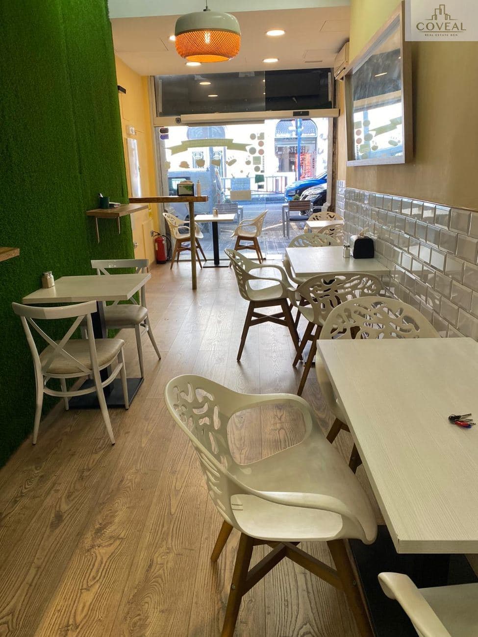 Local con licencia C-2 en traspaso. - Foto 5