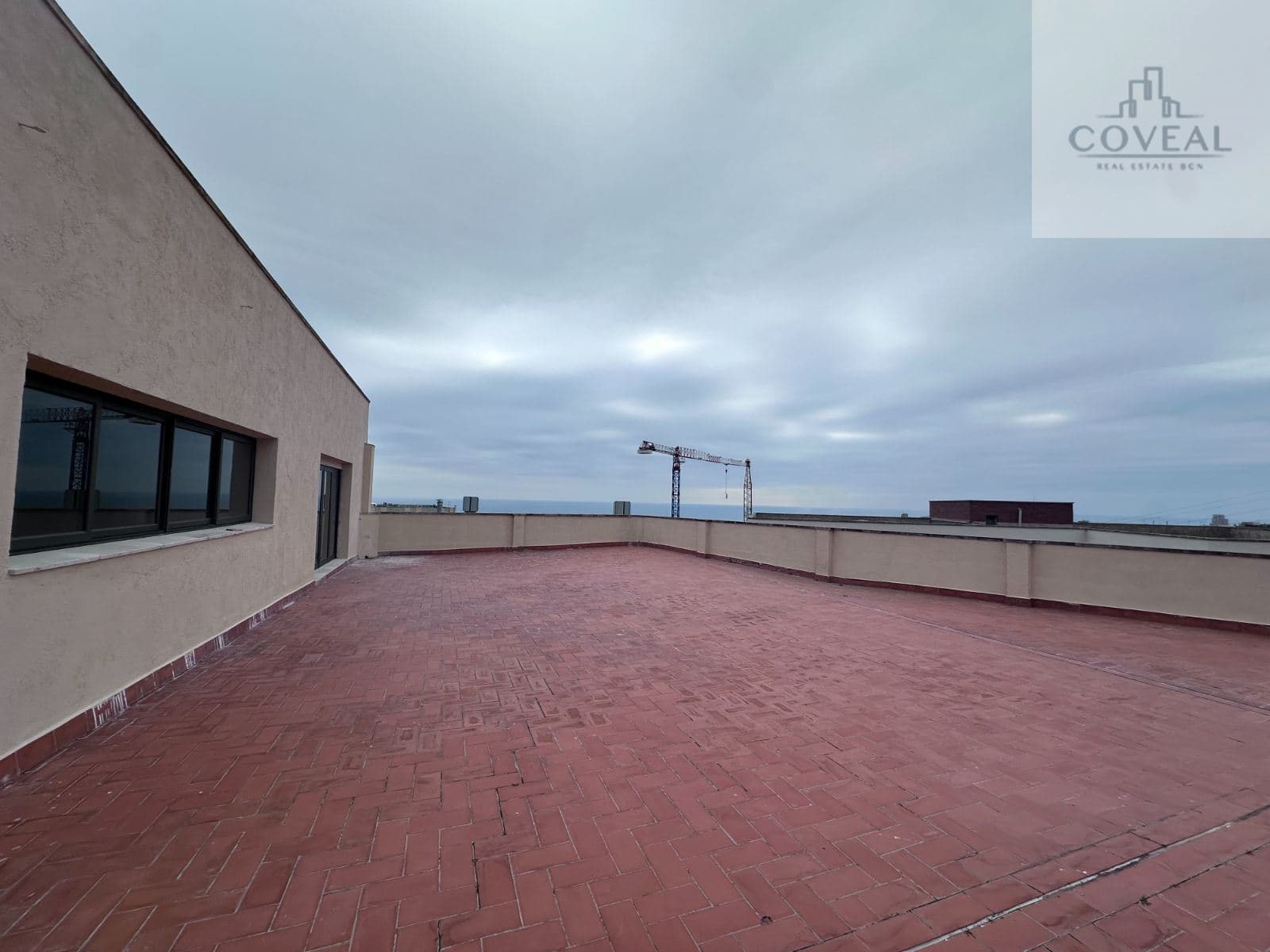 ALQUILER NAVES EN EDIF. INDUSTRIAL ESPACIO FLEXIBLE DESDE 300M2 - Foto 1