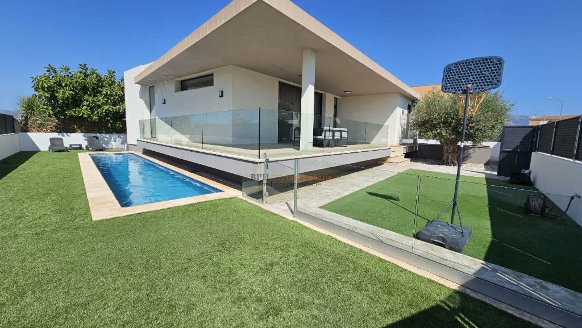 UNIFAMILIAR MODERNO EN ALQUILER - Foto 2