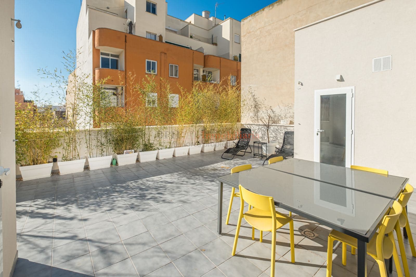 EDIFICIO UNIFAMILIAR EN VENTA EN PALMA LOCAL MÁS DÚPLEX - Foto 3