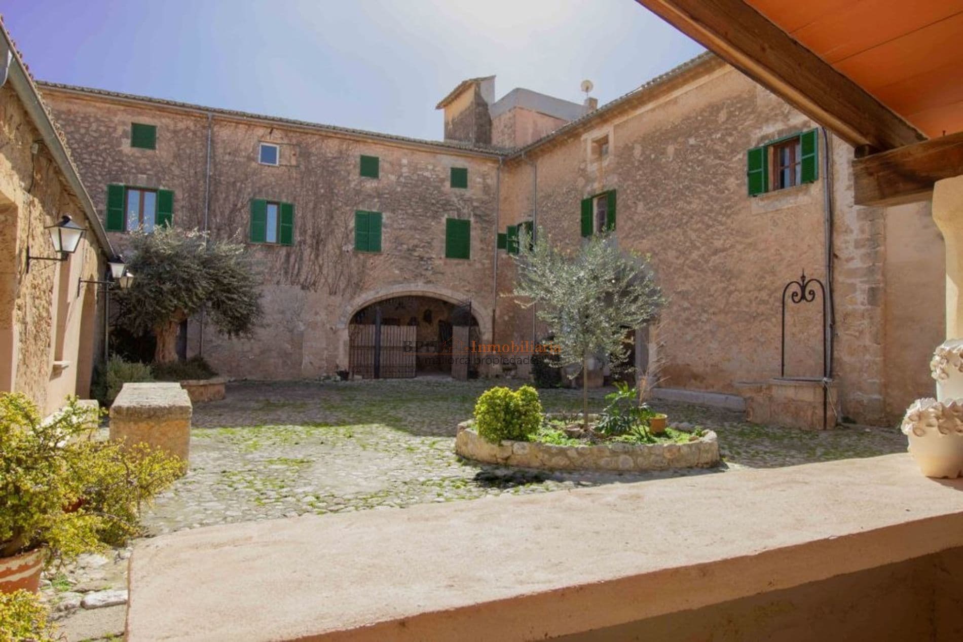 RUSTICA POSESIÓN HISTORICA - Foto 1