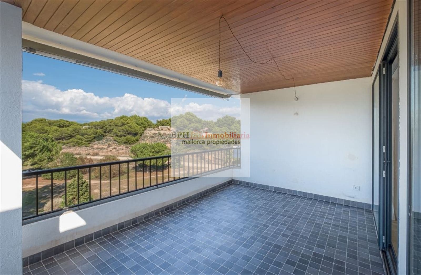 ÁTICO CON VISTAS AL MAR Y AL PARQUE SEGUNDA LINEA - Foto 2