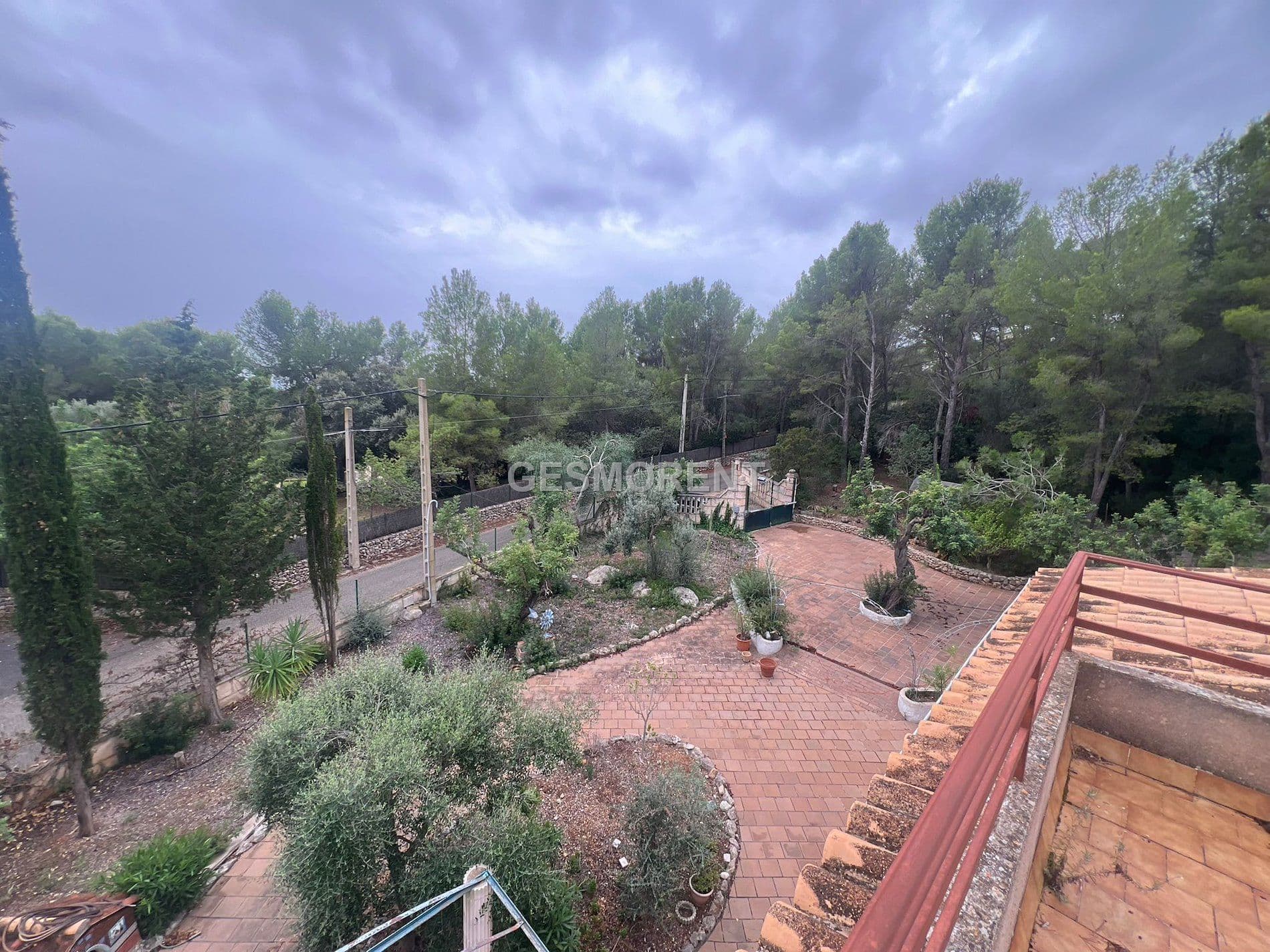 FINCA URBANA EN VENTA EN ESPORLES - Foto 2