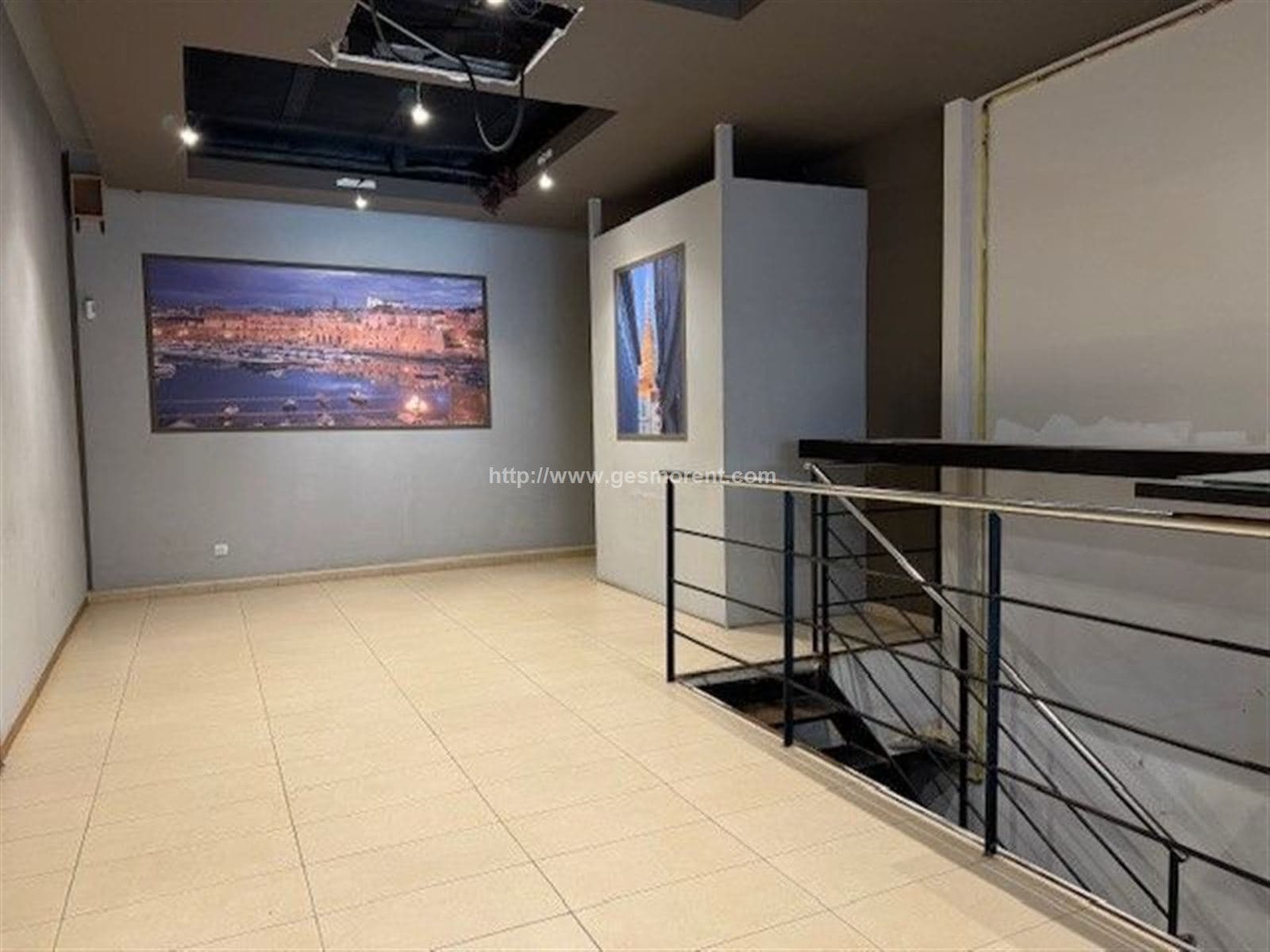 LOCAL EN ALQUILER EN SANTA CATALINA - Foto 2