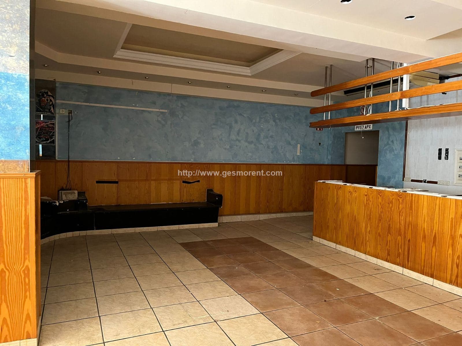 LOCAL EN VENTA EN SANTA PONSA - Foto 3