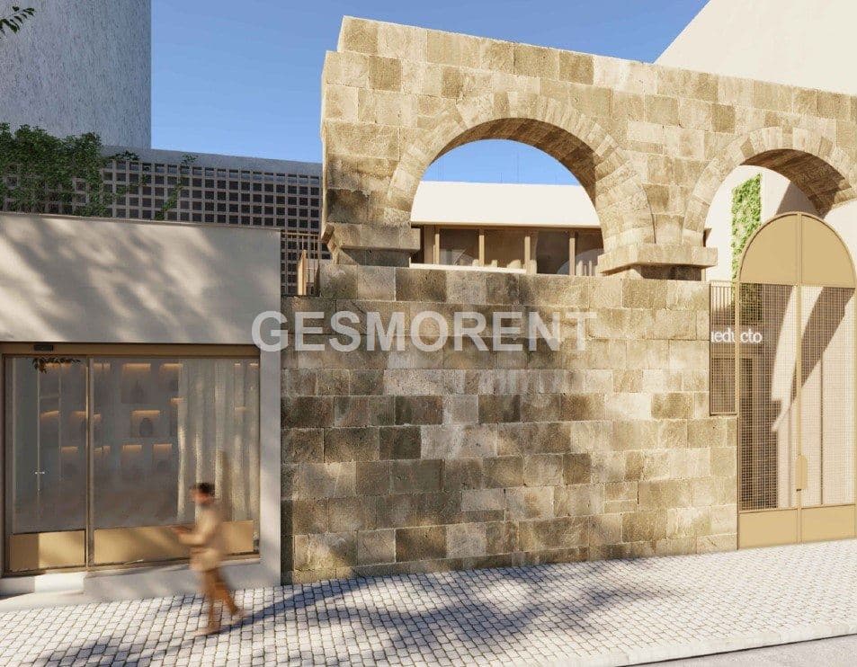 LOCAL EN ALQUILER EN PLAZA DE LOS PATINES - Foto 1