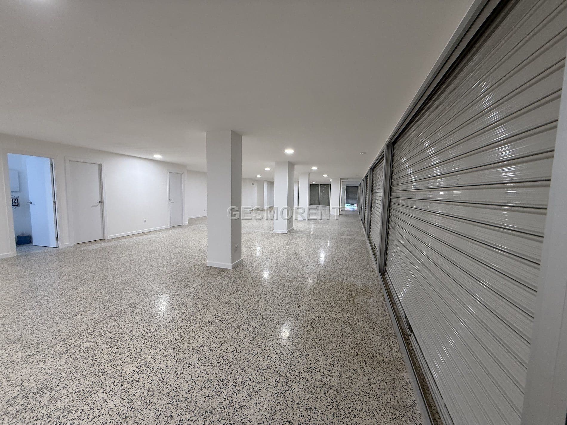 LOCAL EN ALQUILER EN EL ARENAL, PALMA - Foto 3