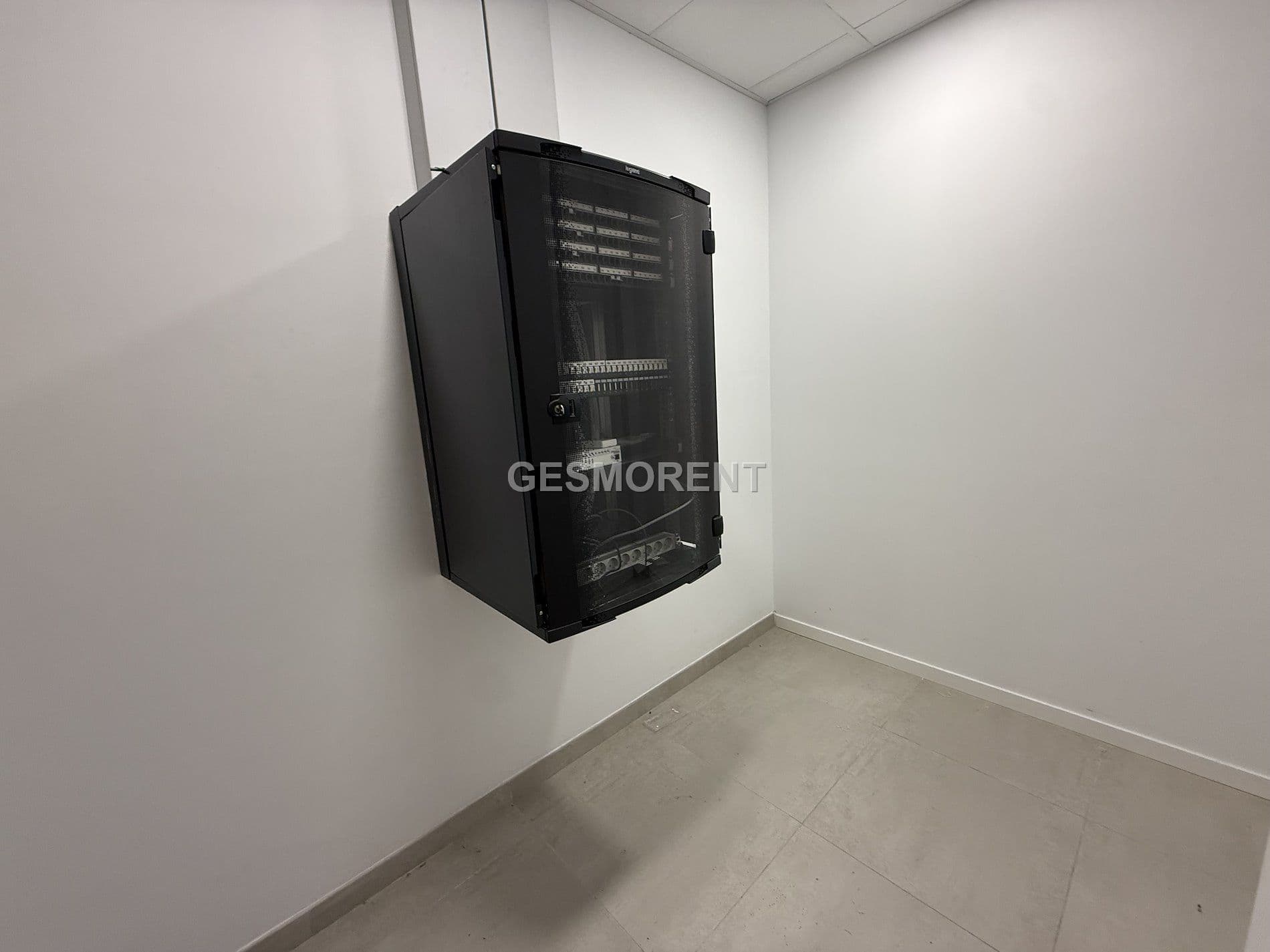 LOCAL COMERCIAL EN ALQUILER EN EL POLIGONO SON CASTELLO - Foto 5