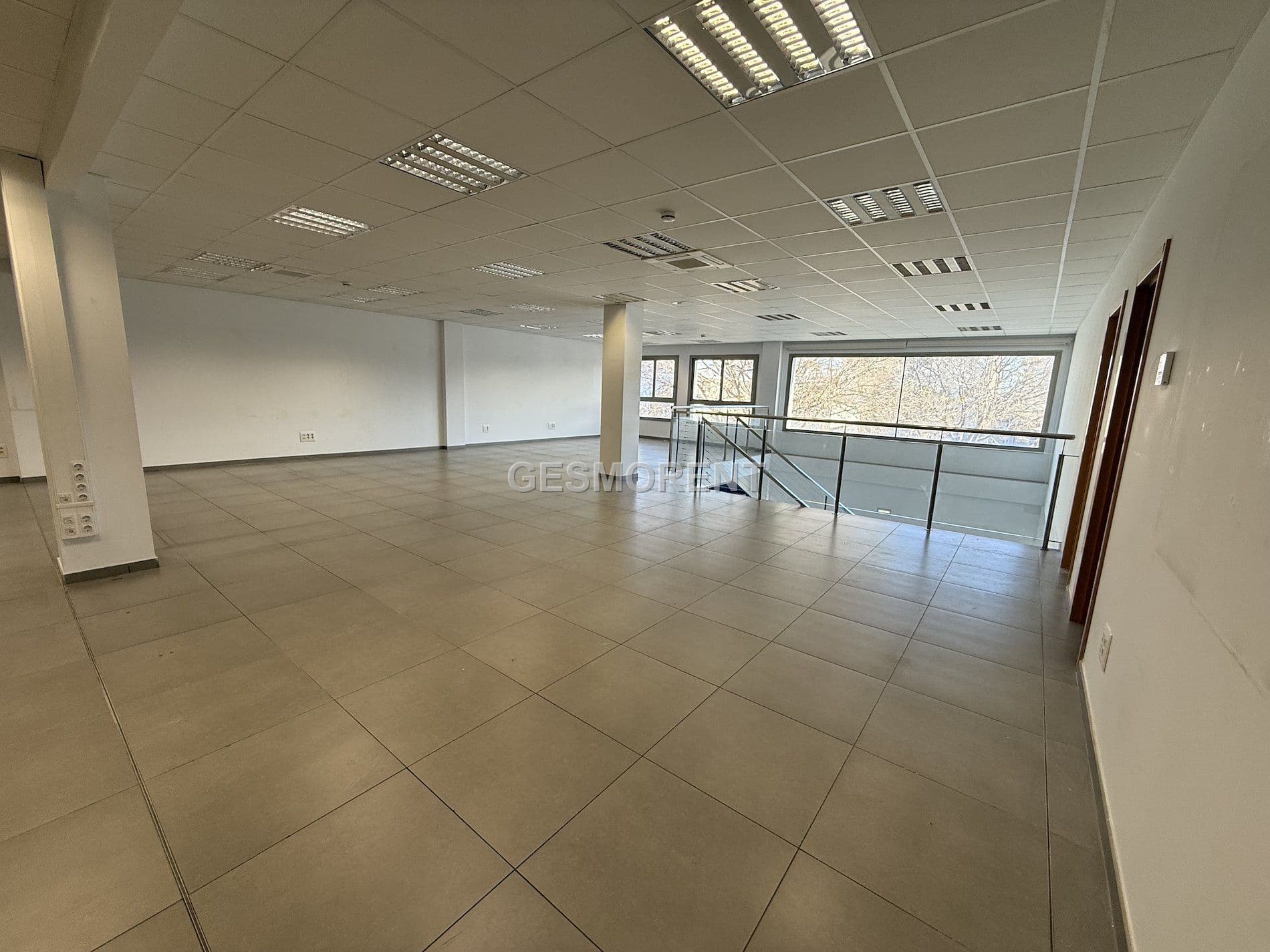 LOCAL COMERCIAL EN ALQUILER EN POLIGONO SON CASTELLO - Foto 4