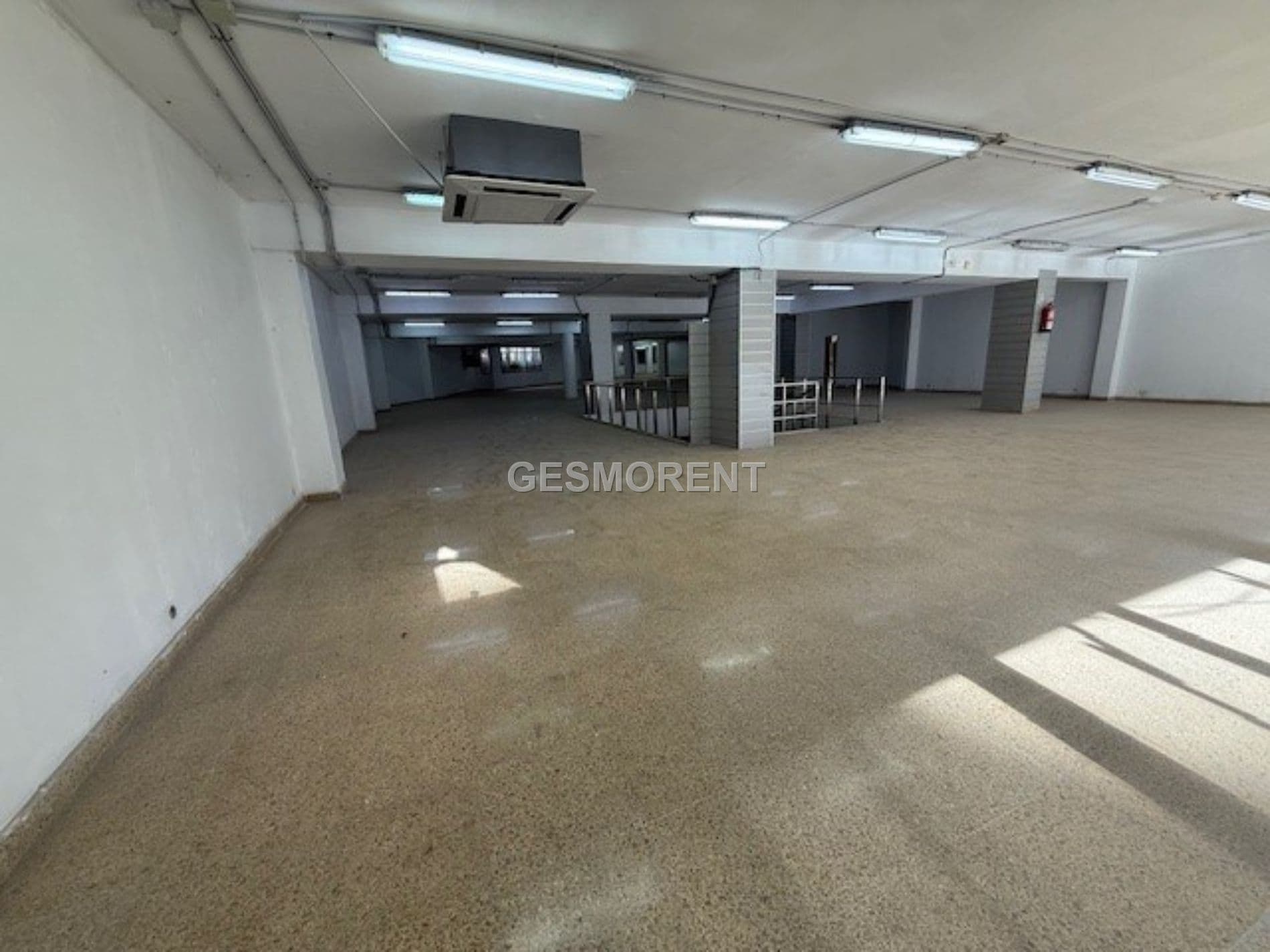 LOCAL EN ALQUILER EN EL CENTRO DE PALMA - Foto 5