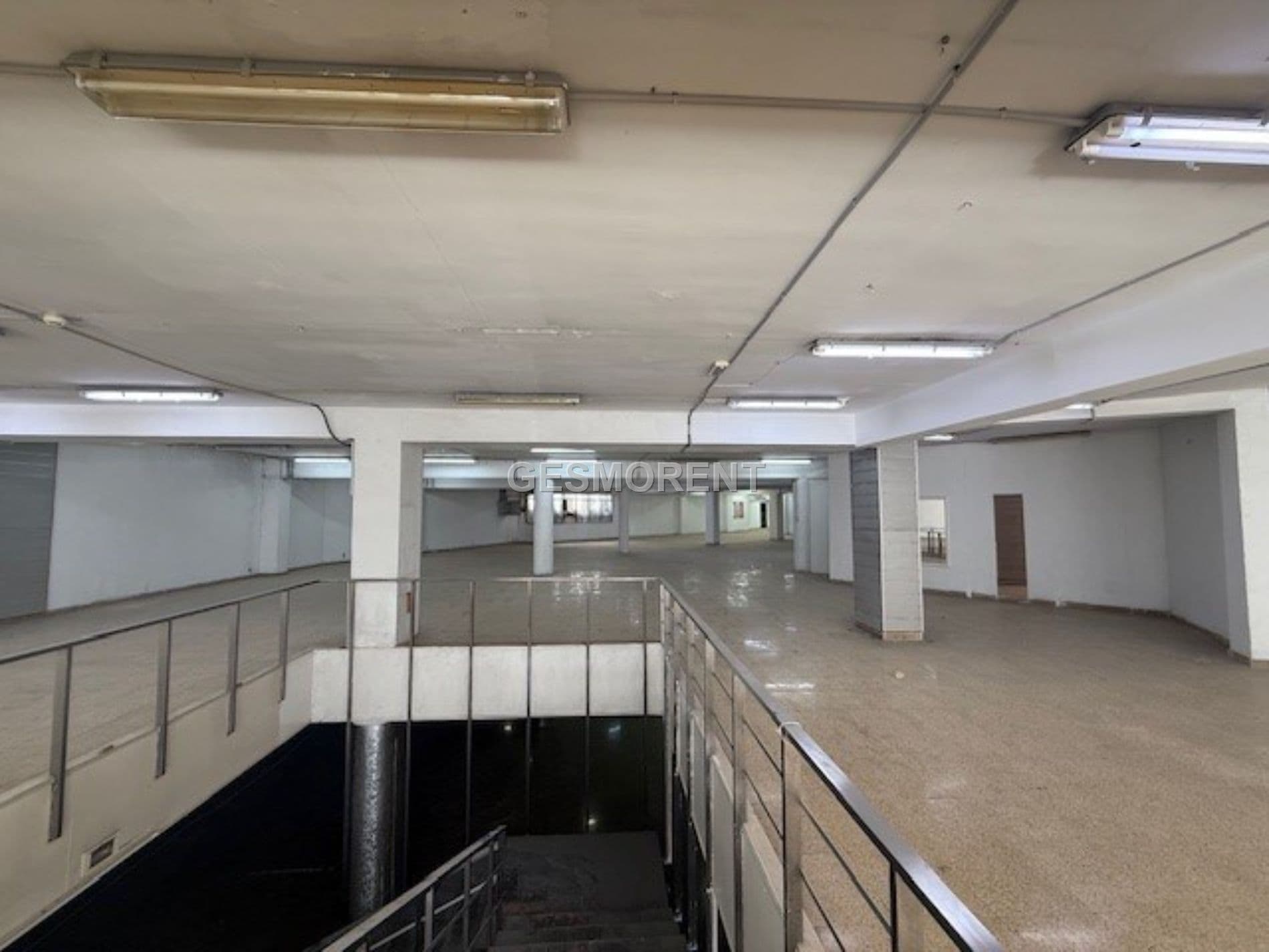 LOCAL EN ALQUILER EN EL CENTRO DE PALMA - Foto 4