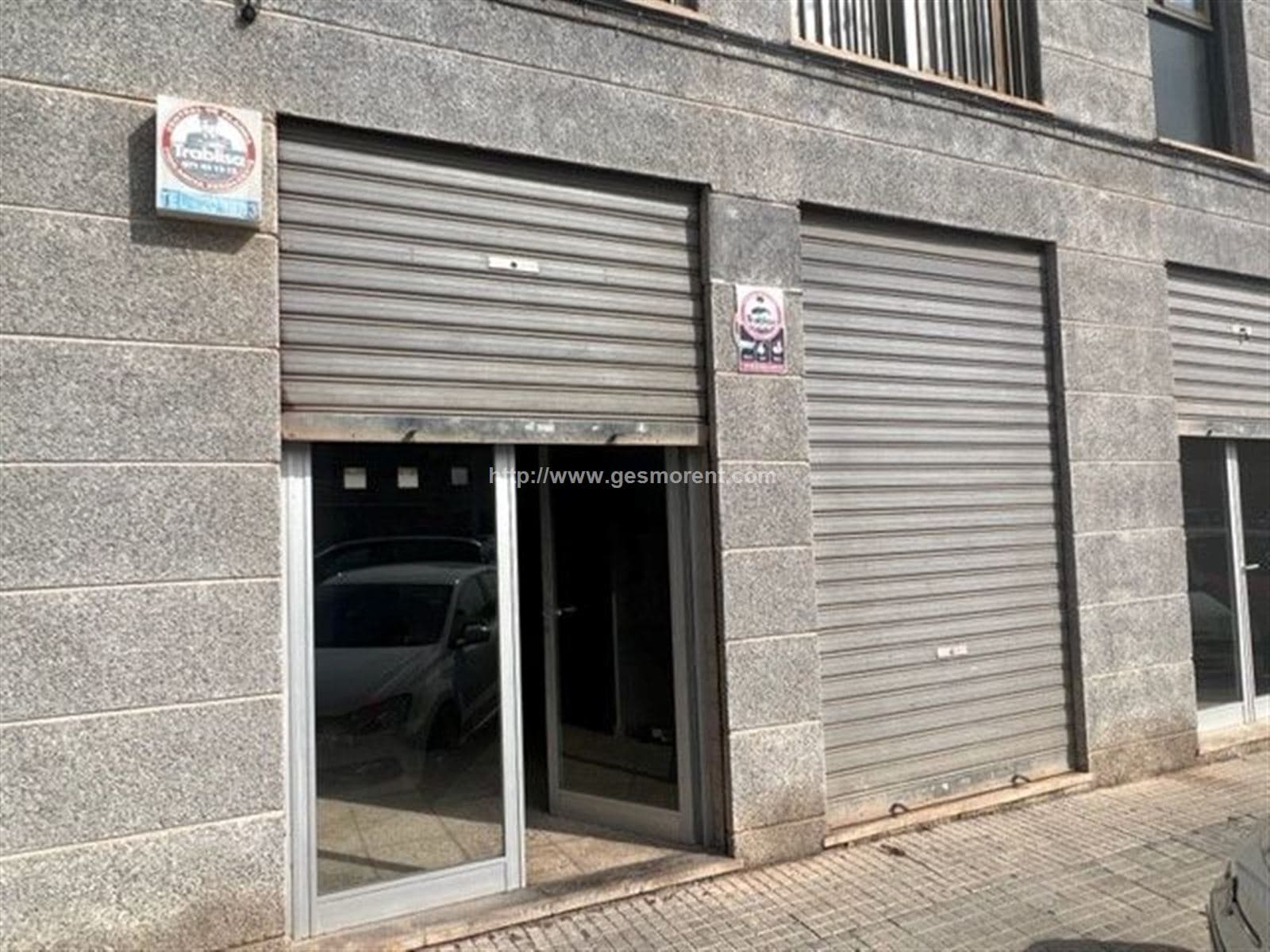 CONJUNTO DE 3 LOCALES EN VENTA EN ZONA FONERS, EN PALMA - Foto 1
