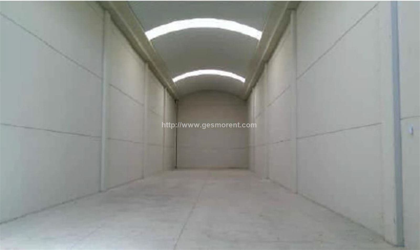 NAVE ADOSADA EN VENTA EN MORA D'EBRE - Foto 3