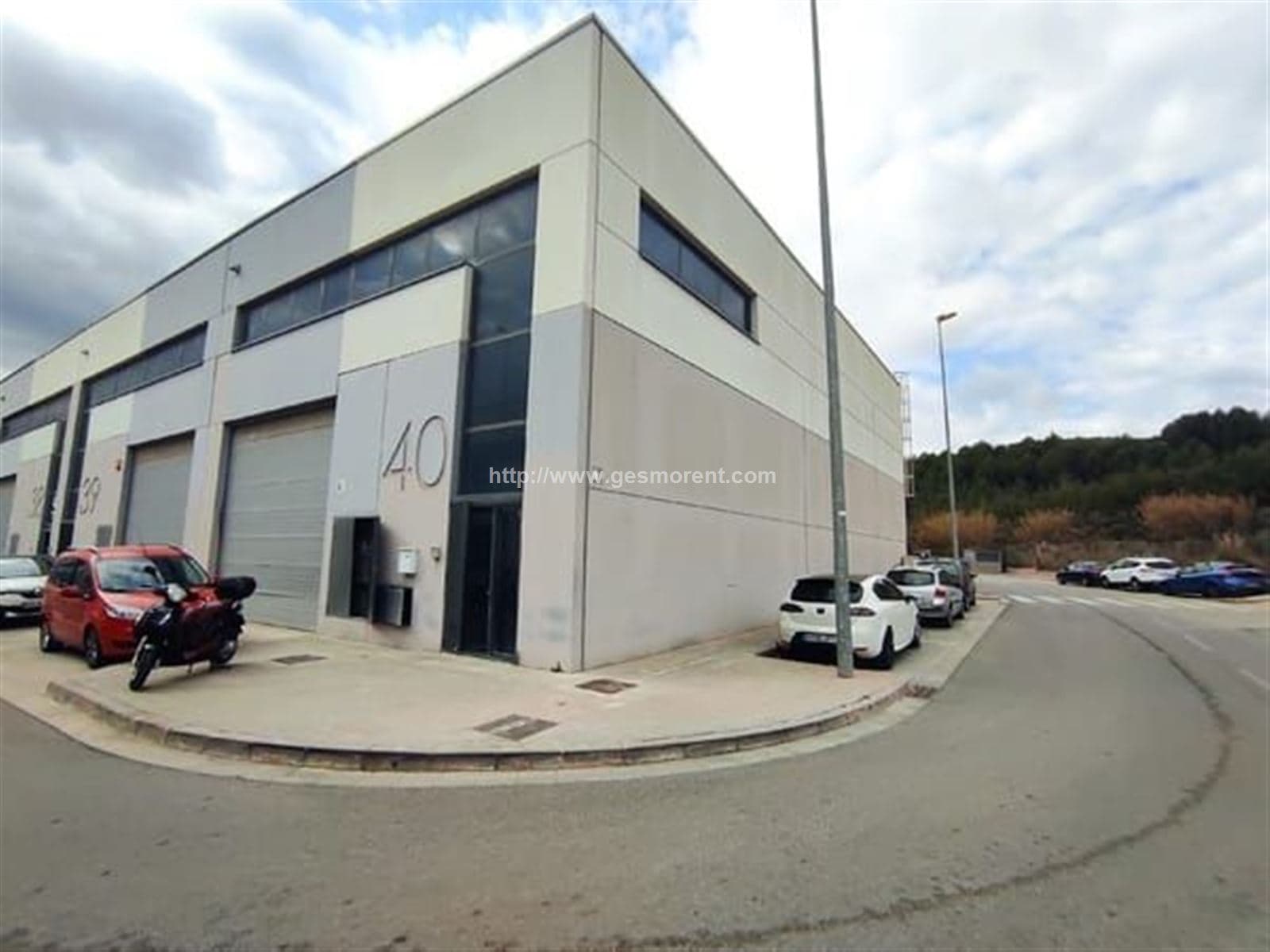 NAVE ADOSADA EN VENTA EN SANT VICENÇ DELS HORTS - Foto 1