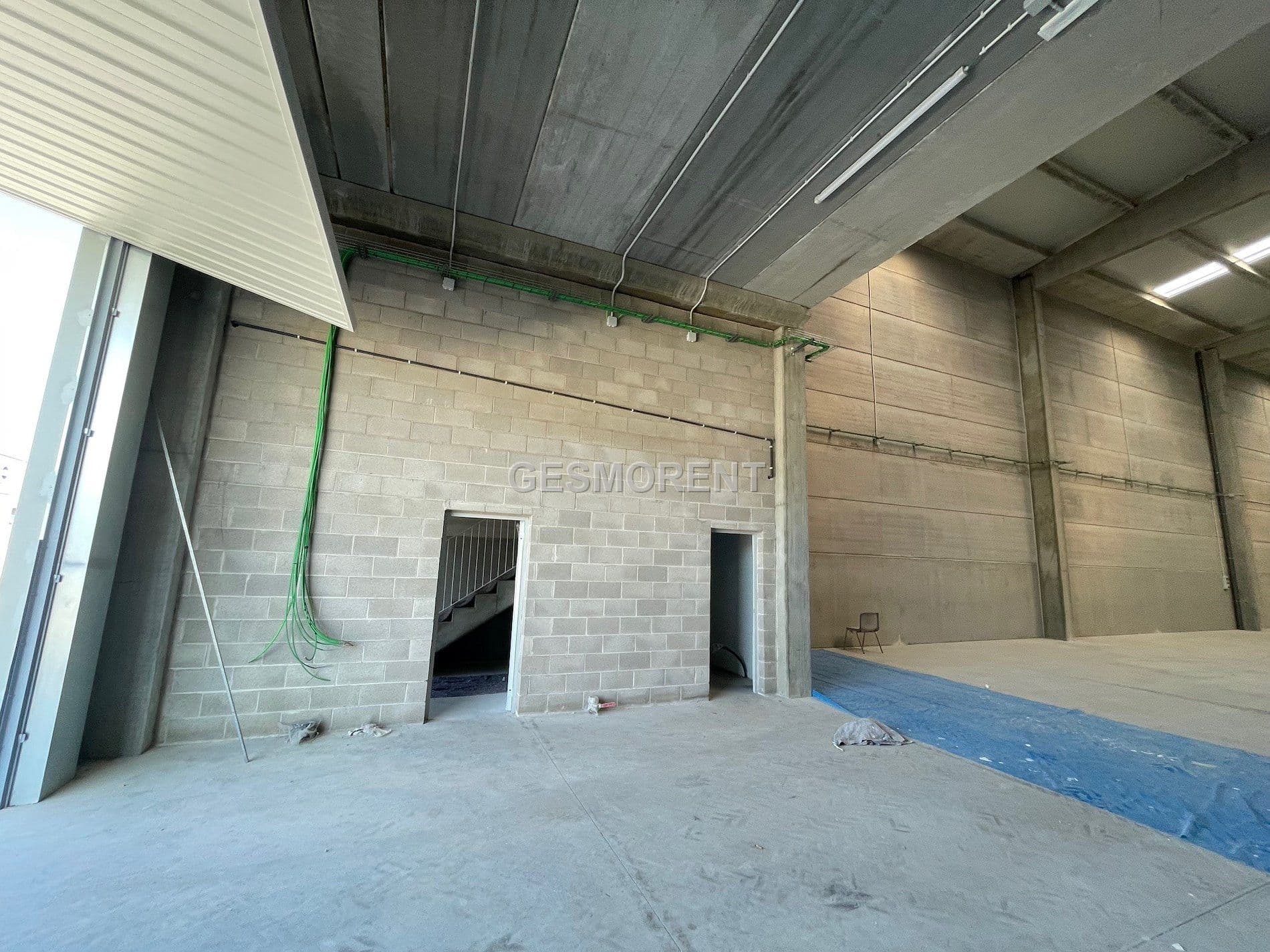 NAVE DE OBRA NUEVA FINALIZADA EN ALQUILER EN ESPARRAGUERA, BARCELONA - Foto 2