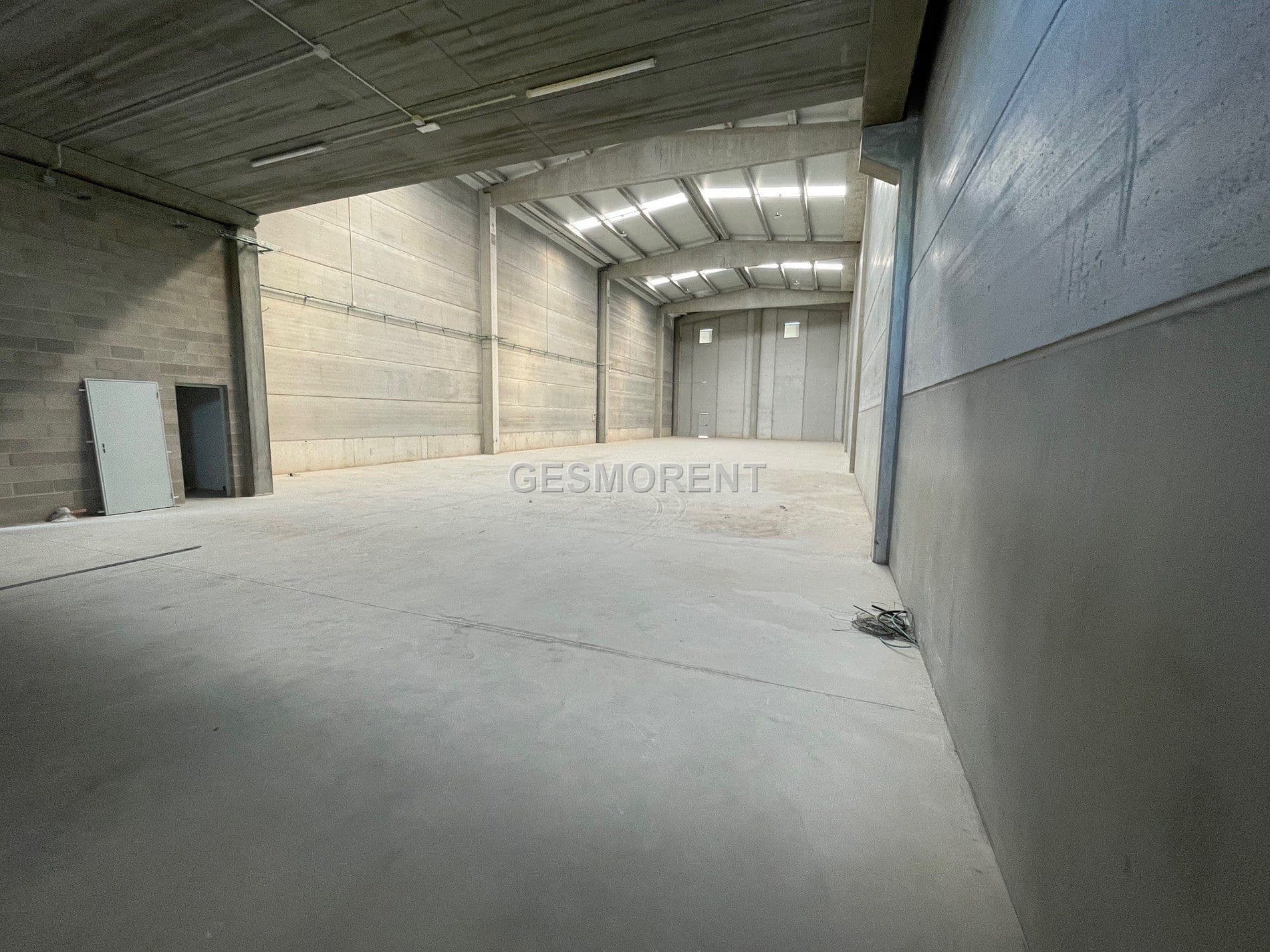 NAVE DE OBRA NUEVA FINALIZADA EN ALQUILER EN ESPARRAGUERA, BARCELONA - Foto 2