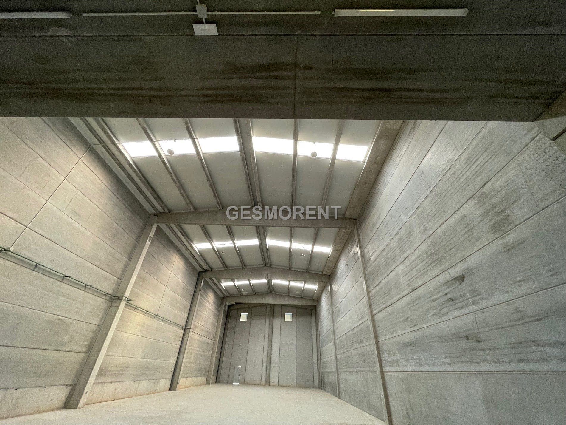 NAVE DE OBRA NUEVA FINALIZADA EN ALQUILER EN ESPARRAGUERA, BARCELONA - Foto 1